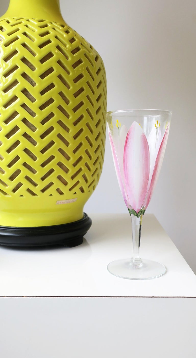 Champagne Flutes Glasses with Pink Tulip Flower Design, Set of 12 For