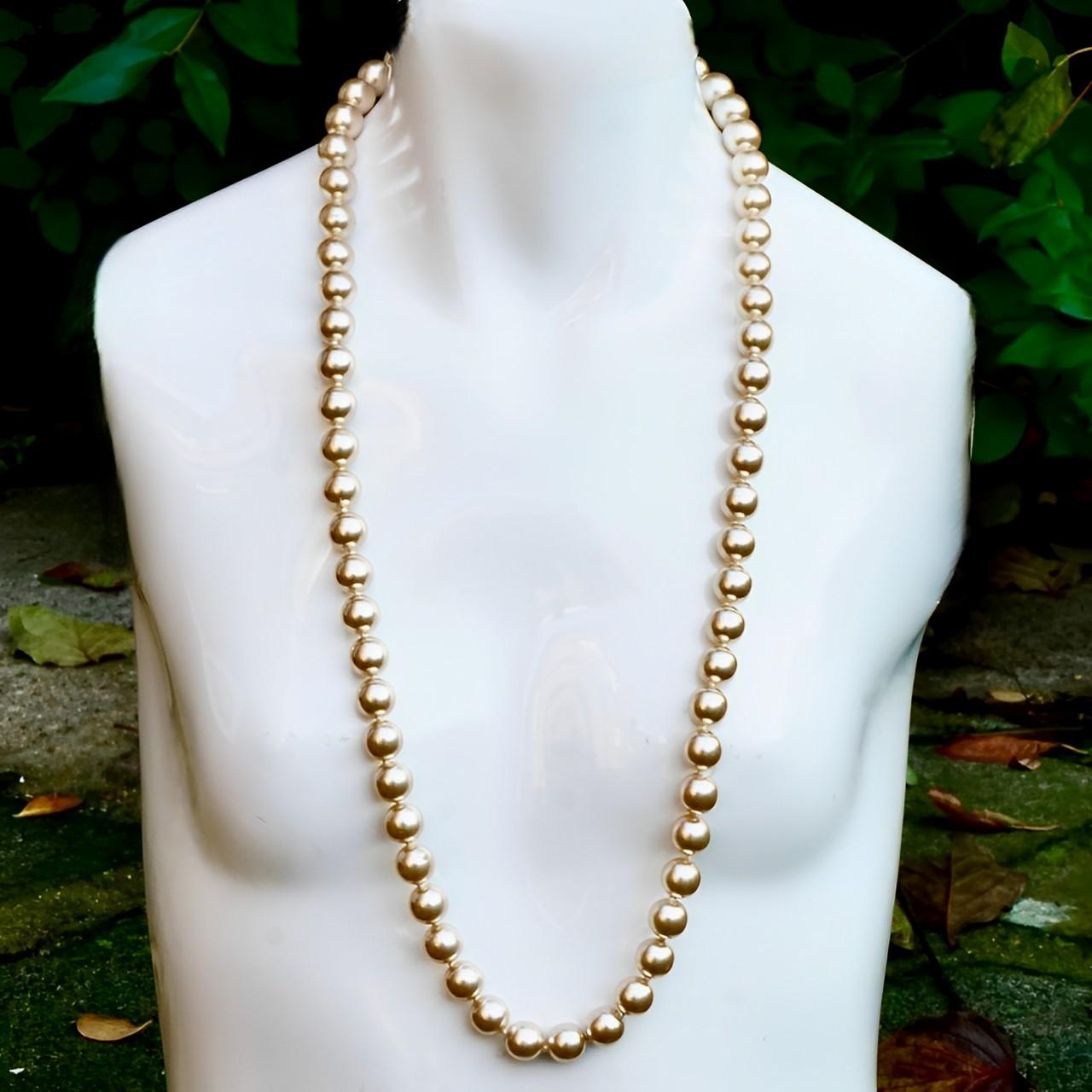 Women's or Men's Champagne Glass Pearl Necklace with a Silver Tone and Rhinestone Clasp For Sale