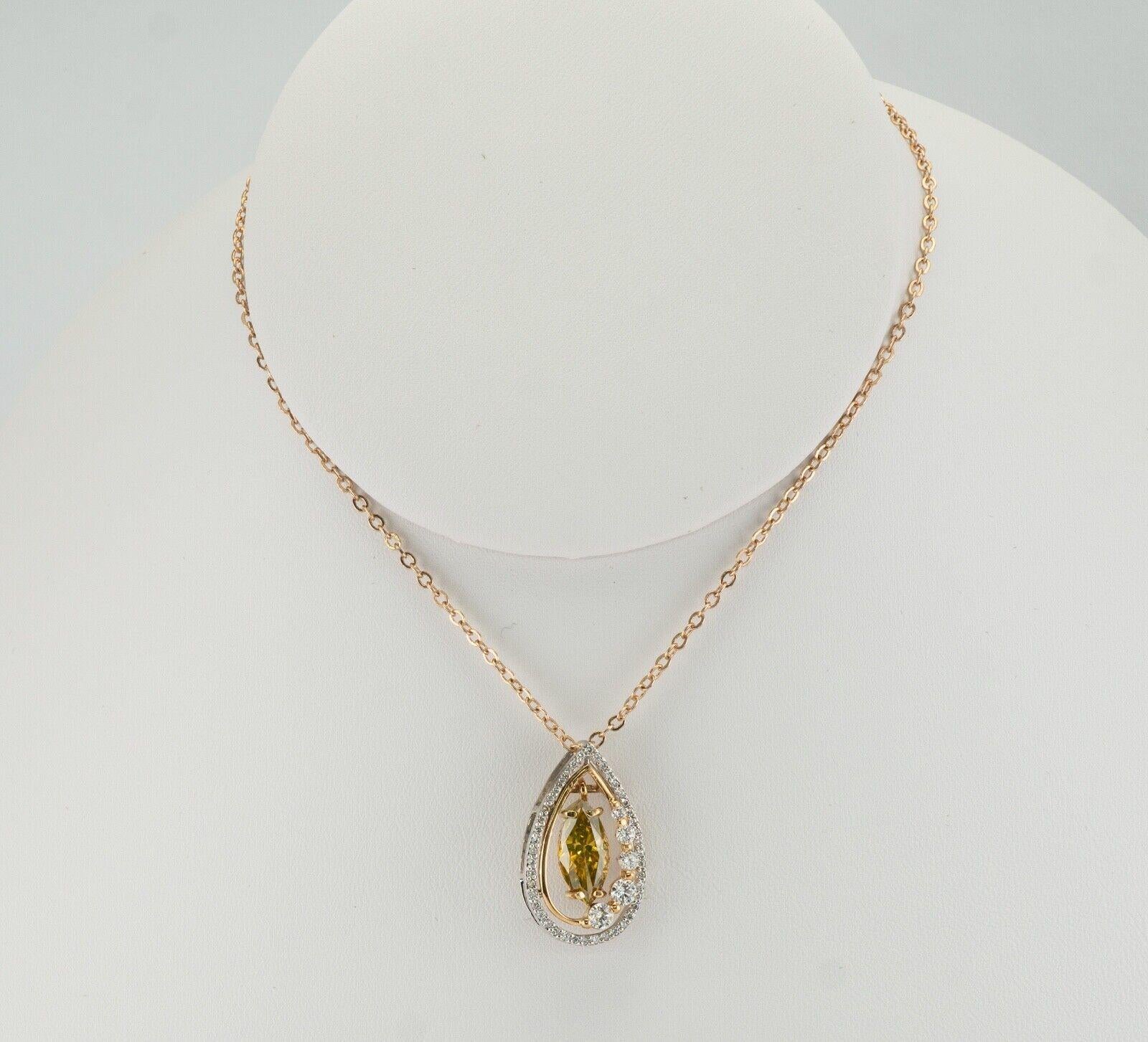 Colgante Diamante Marquesa Champán 2,84 cts tdw Slide Oro 14K

Este precioso colgante / portaobjetos está fabricado en una combinación de oro amarillo y blanco de 14 quilates. El Diamante Champán central móvil mide 12 x 6 mm (2,00 quilates) de