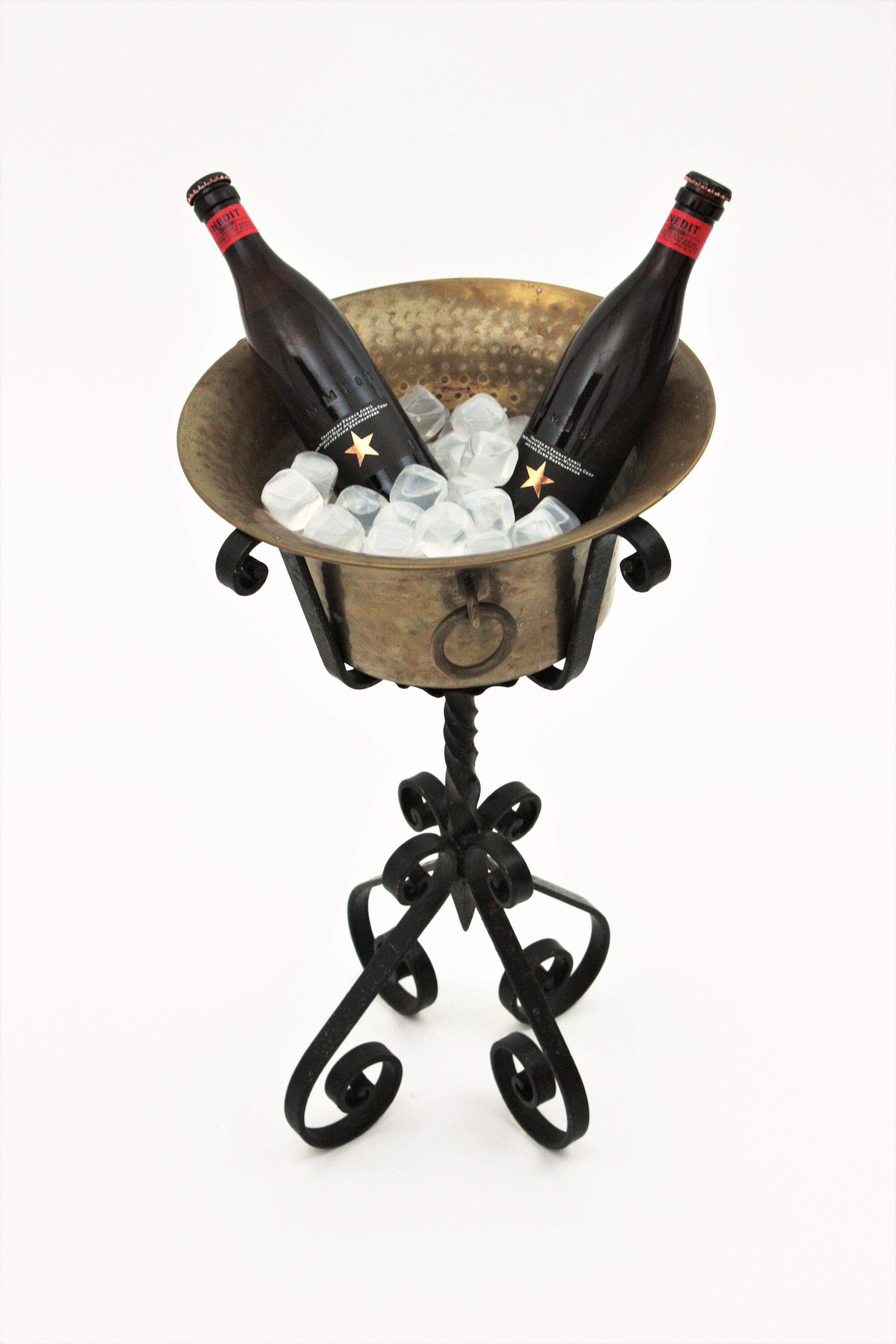 Mid-Century Modern Wrought Iron and Brass Champagne Wine Cooler Standing Ice Bucket For Sale