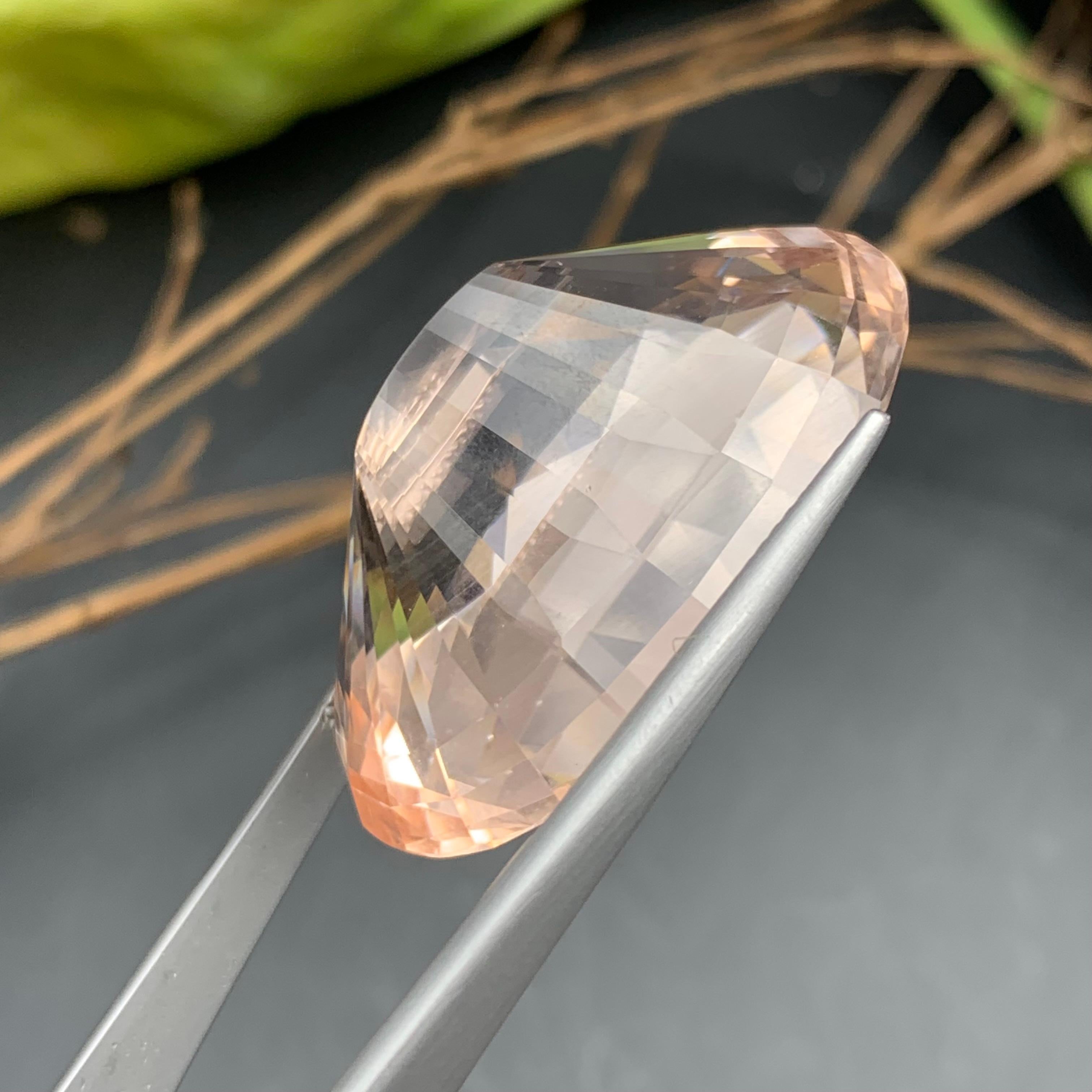 Champagne Peach Big Natural Morganite Loose Gemstone 80.65 Ct Collection Piece For Sale 1