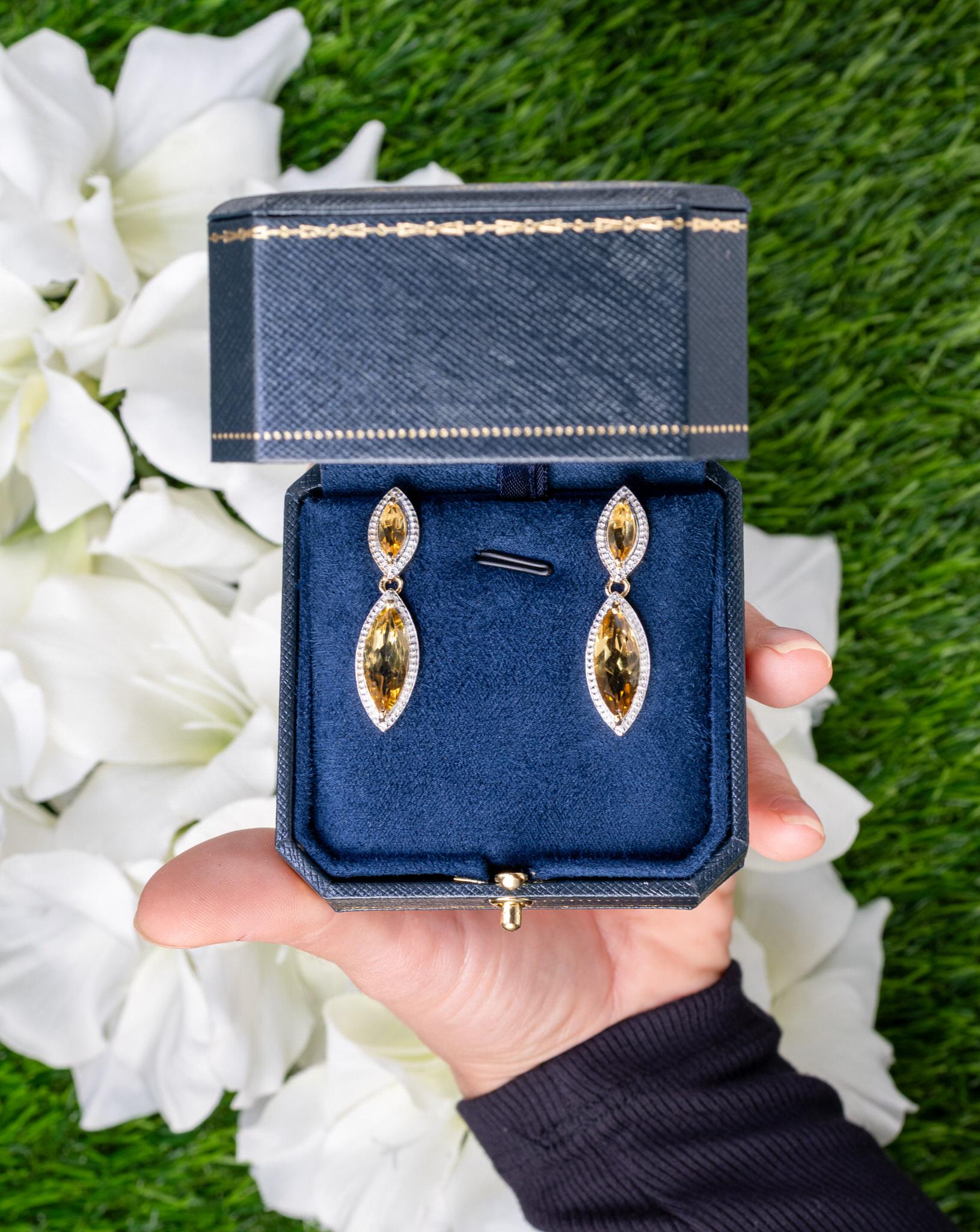 Contemporary Champagne Quartz Dangle Earrings 8.48 Carats 14K Yellow Gold Plated Sterling Sil For Sale