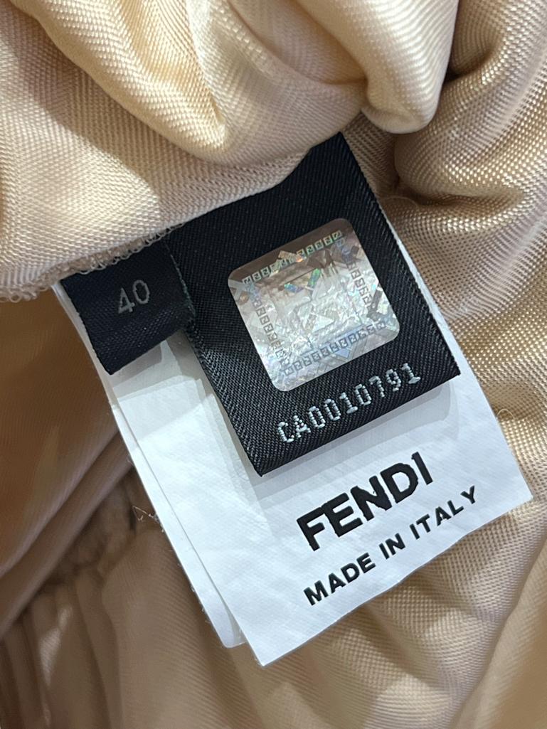Abito da cocktail drappeggiato in jersey di rayon champagne Fendi in vendita 2