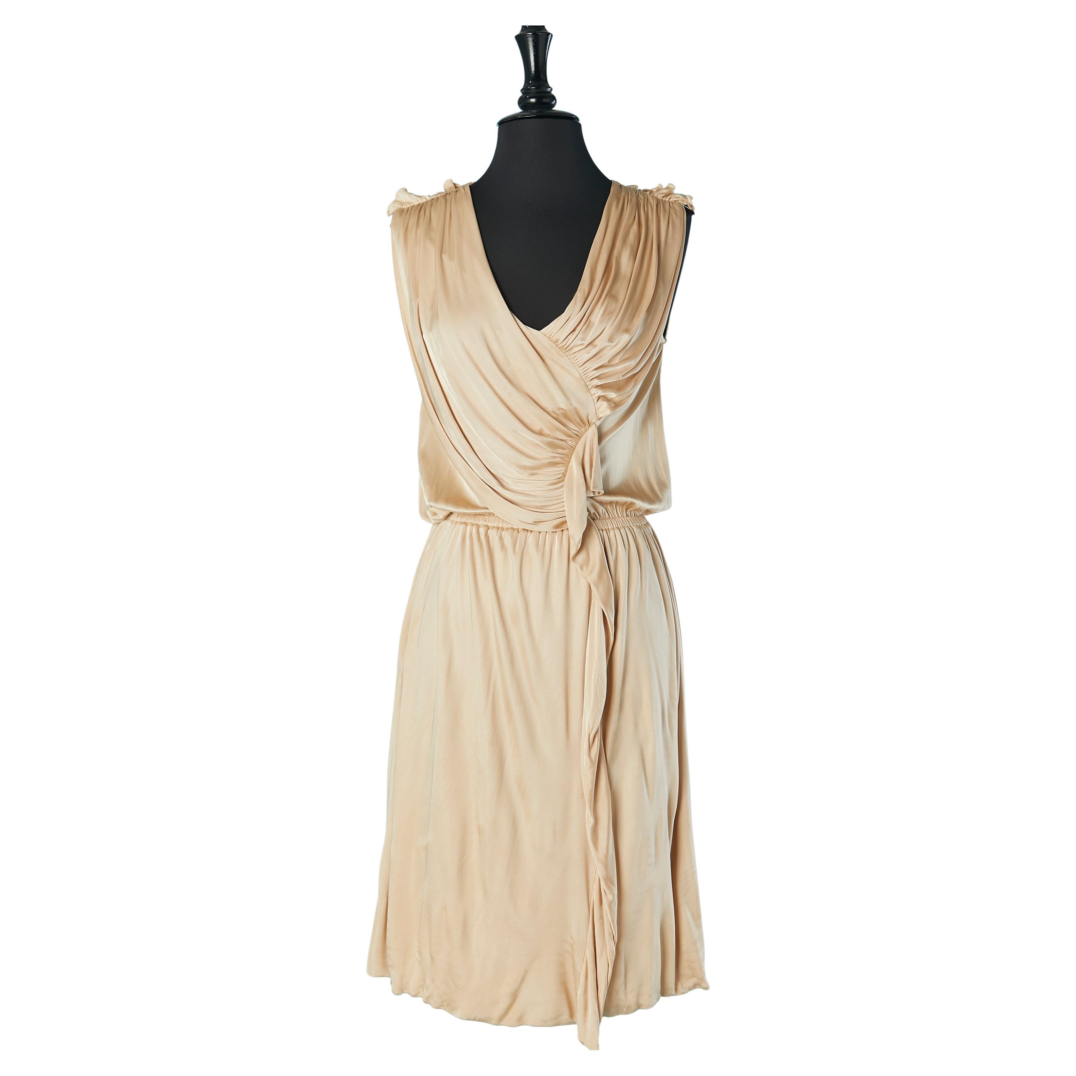 Abito da cocktail drappeggiato in jersey di rayon champagne Fendi in vendita