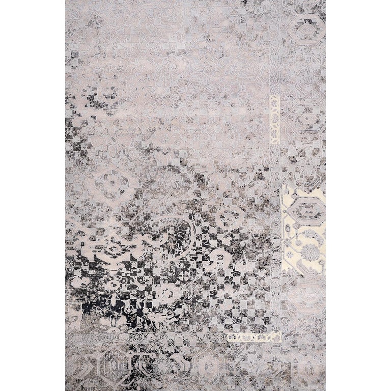Champagne Shaded Rug For Sale at 1stDibs