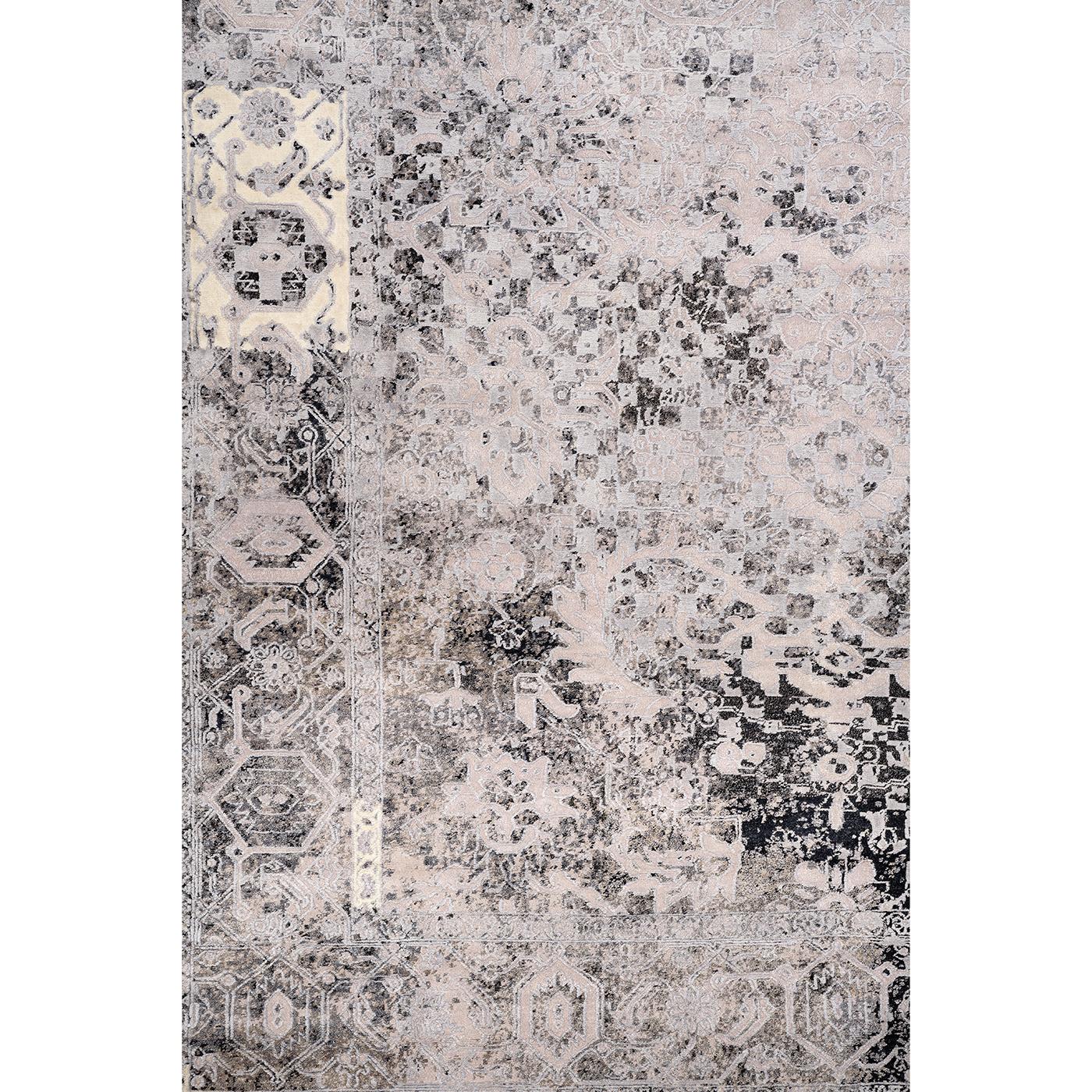 Modern Champagne Shaded Rug For Sale