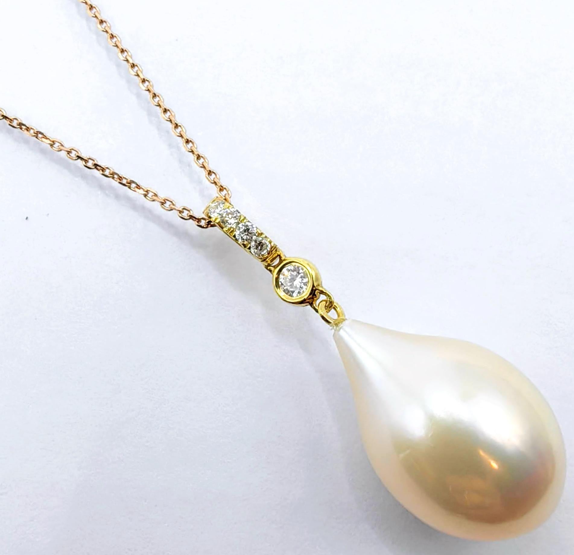 Champagne Teardrop Baroque Pearl Diamond Necklace & Earrings Set 18K Yellow Gold en vente 4