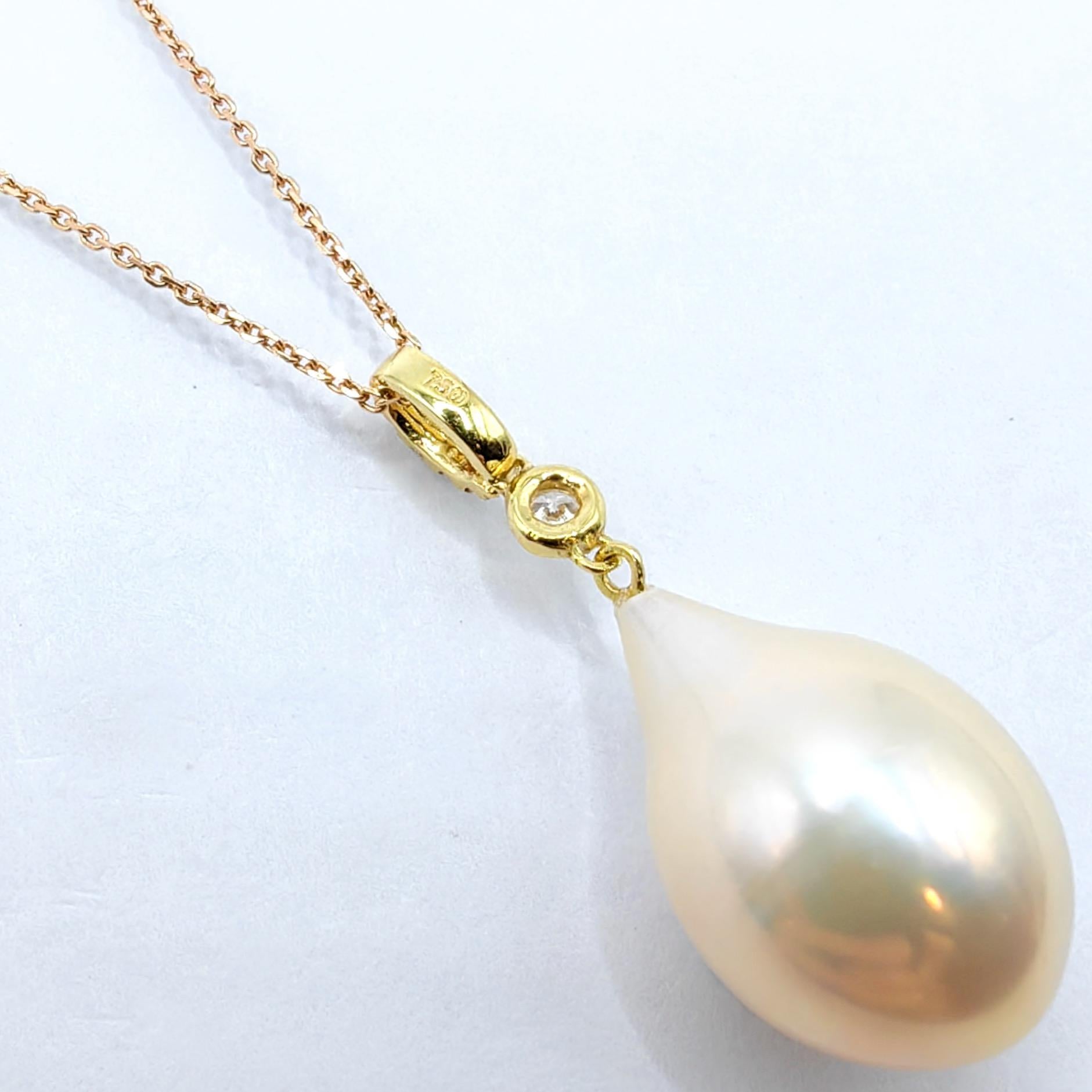 Champagne Teardrop Baroque Pearl Diamond Necklace & Earrings Set 18K Yellow Gold en vente 5