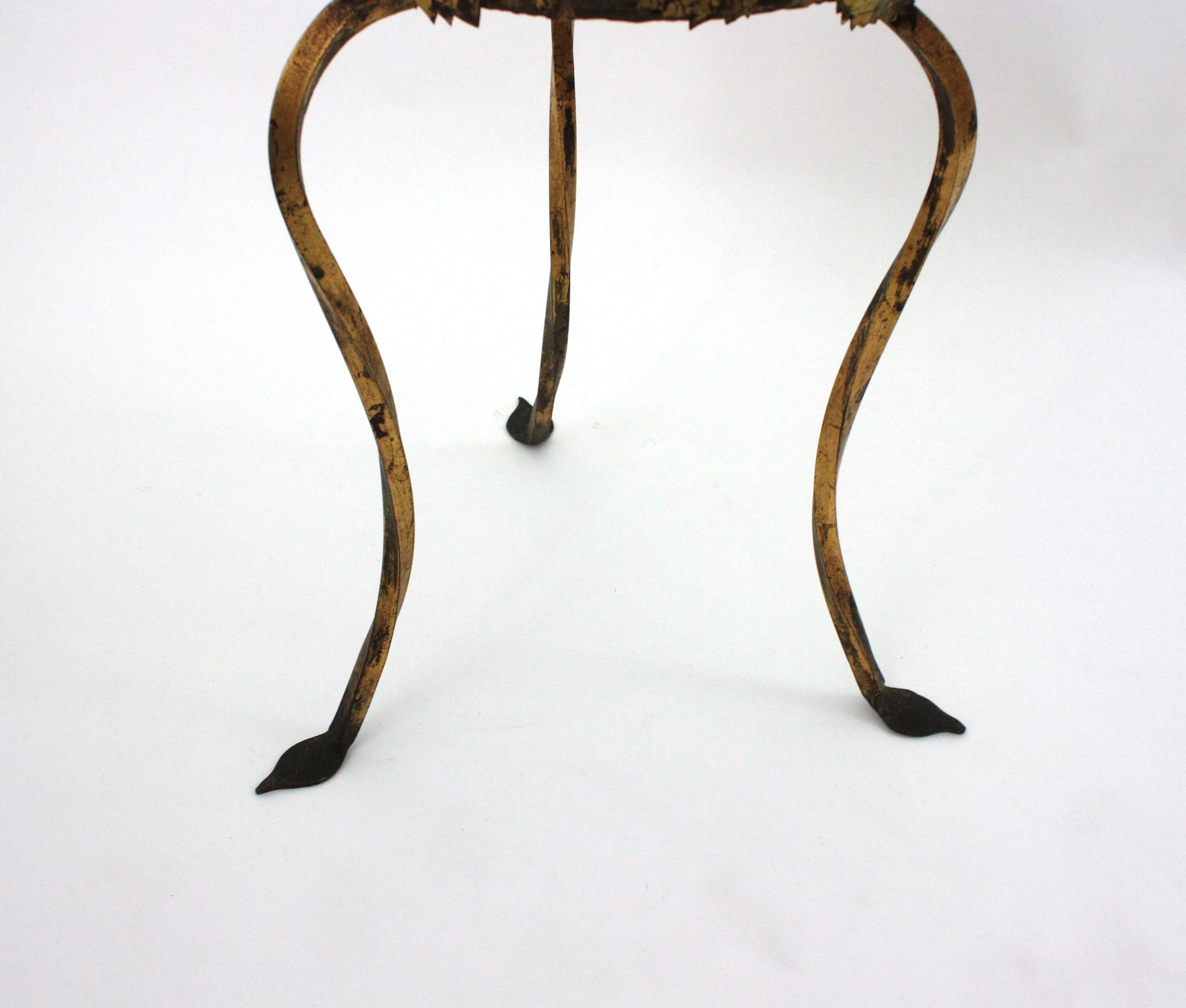 Champagne Wine Cooler Stand Ice Bucket / Drinks Stand, Foliage Design, Gilt Iron For Sale 5