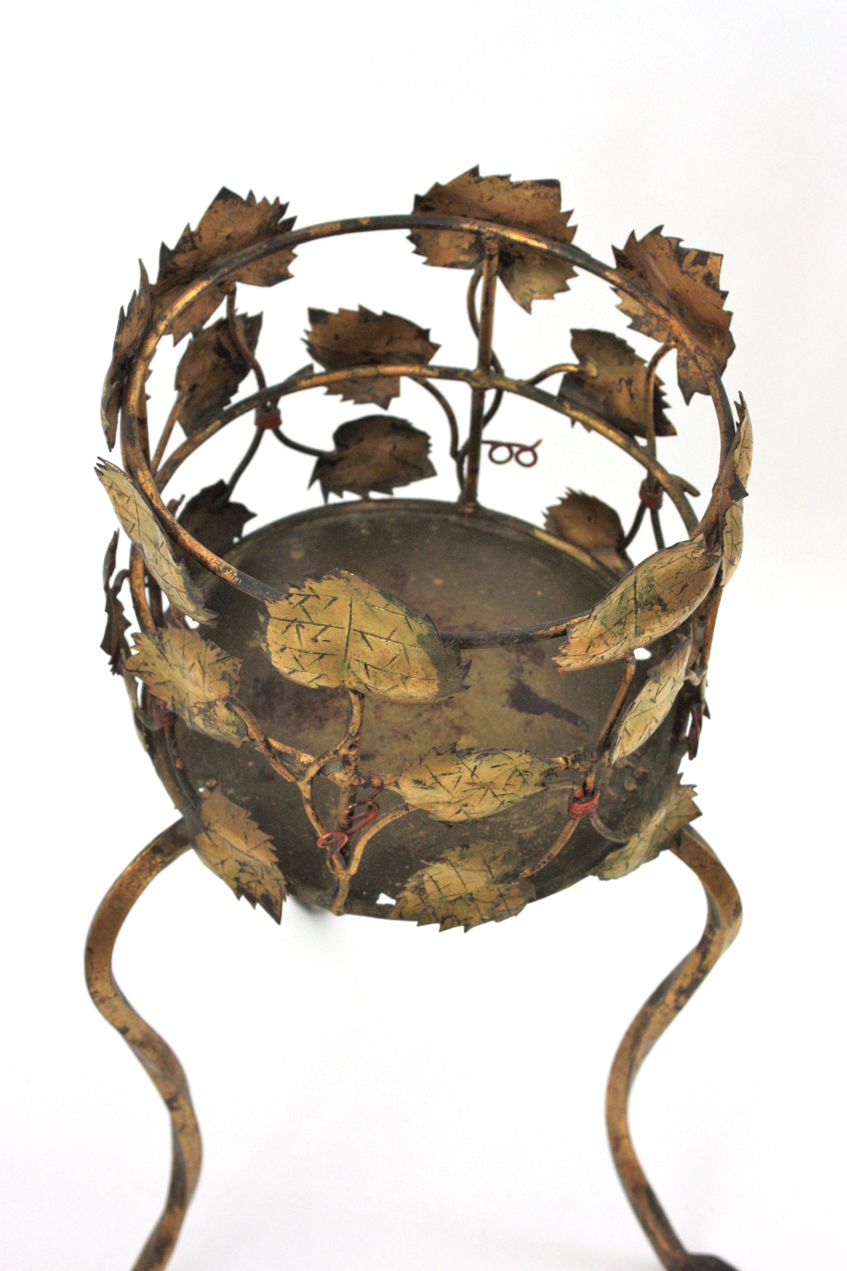 Champagne Wine Cooler Stand Ice Bucket / Drinks Stand, Foliage Design, Gilt Iron For Sale 9