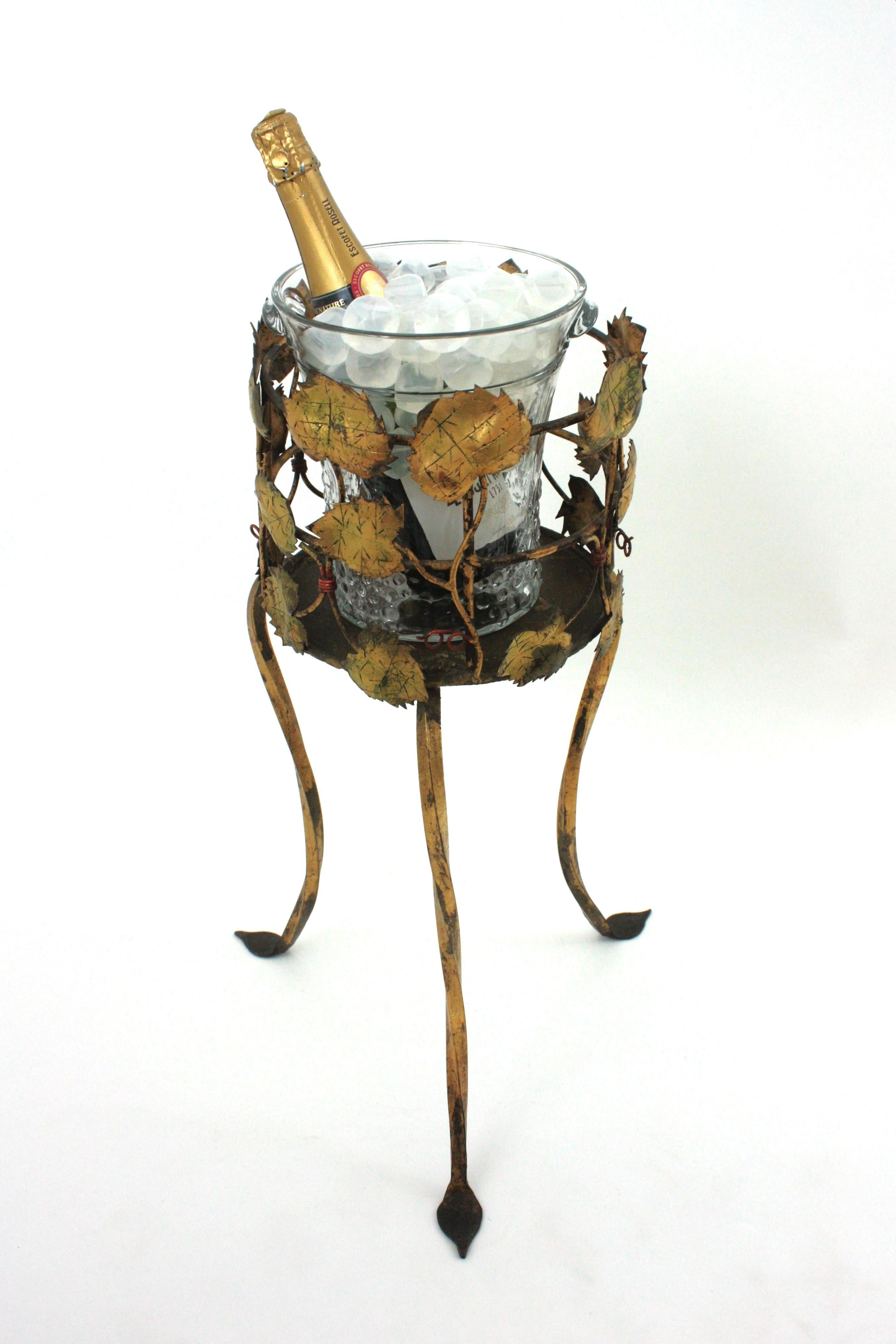 Champagne Wine Cooler Stand Ice Bucket / Drinks Stand, Foliage Design, Gilt Iron For Sale 2