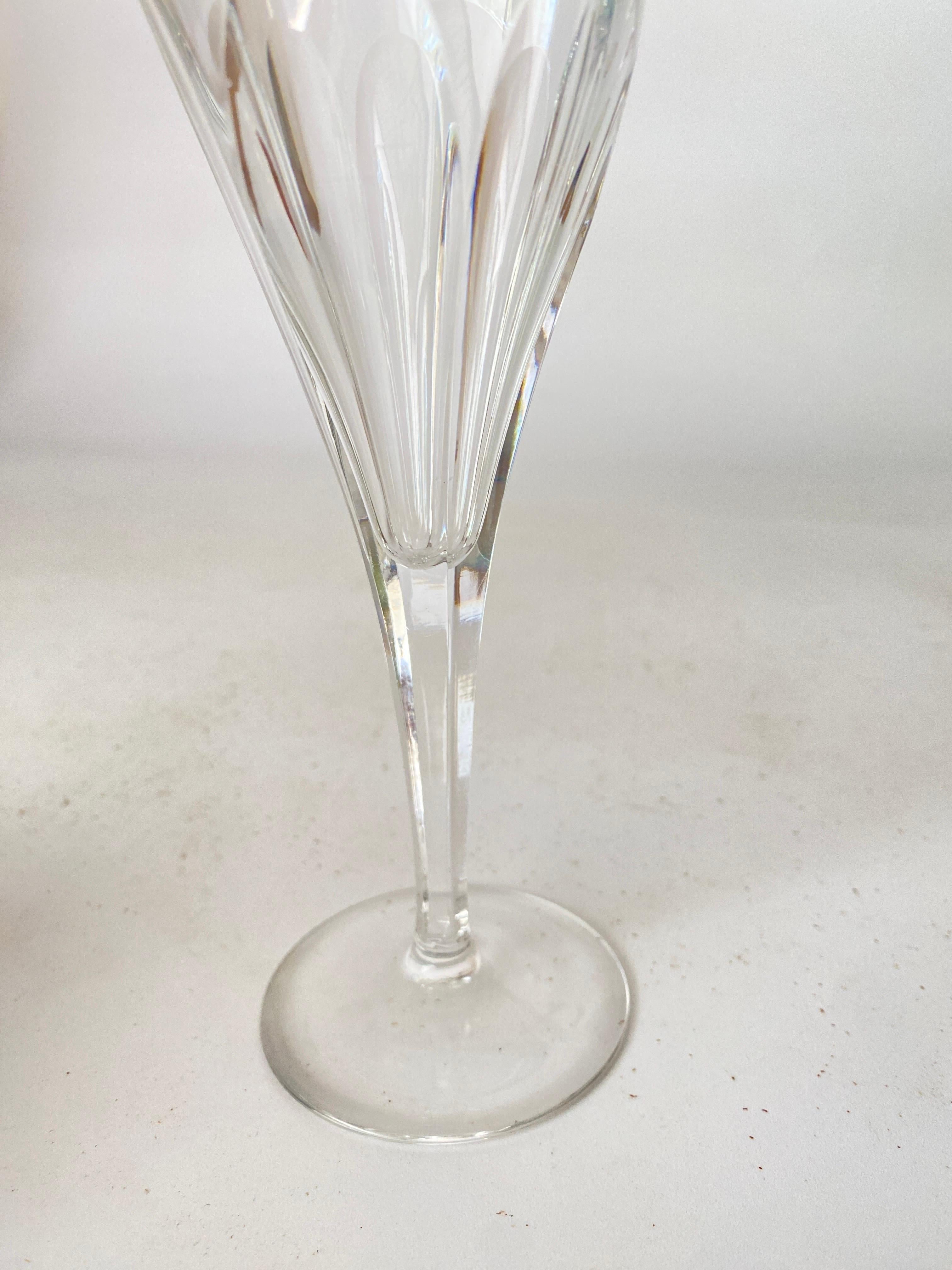 Français Verres à flûte Champaign en cristal de couleur transparente France 1940 Lot de 8 en vente