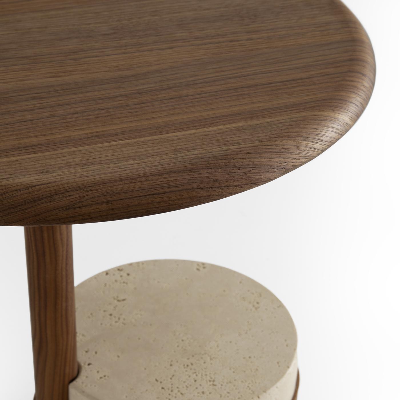 XXIe siècle et contemporain Table d'appoint Champignon avec base en marbre travertin romain par Morica Design en vente