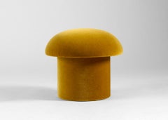 Champignon Mignon - Taille moyenne, tabouret rembourré en forme de champignon « Dedar » de Maison Gérard