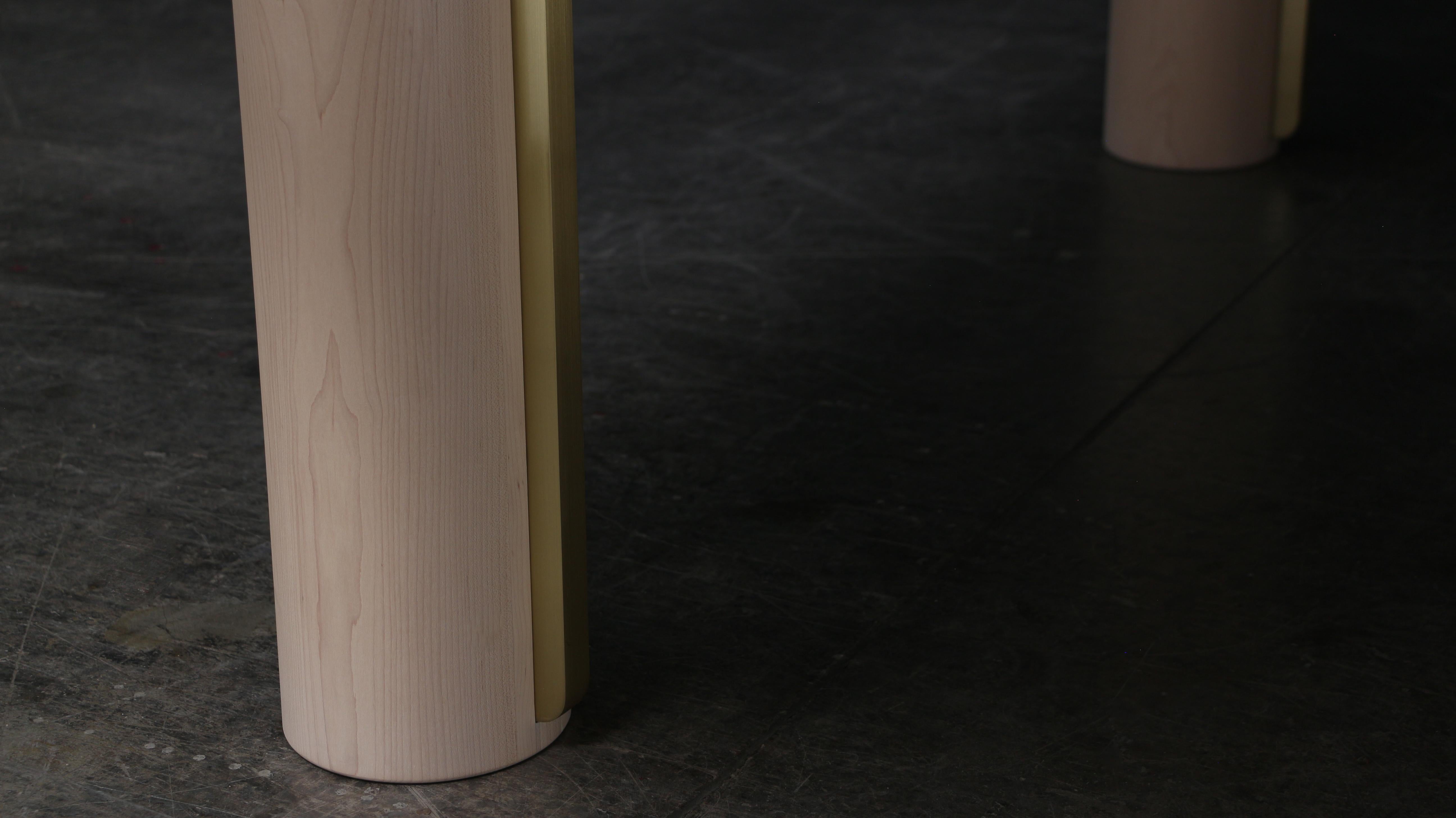 CHAMPLAIN Dining Table by AMBROZIA, Solid Maple & Brass In New Condition For Sale In Drummondville, Quebec