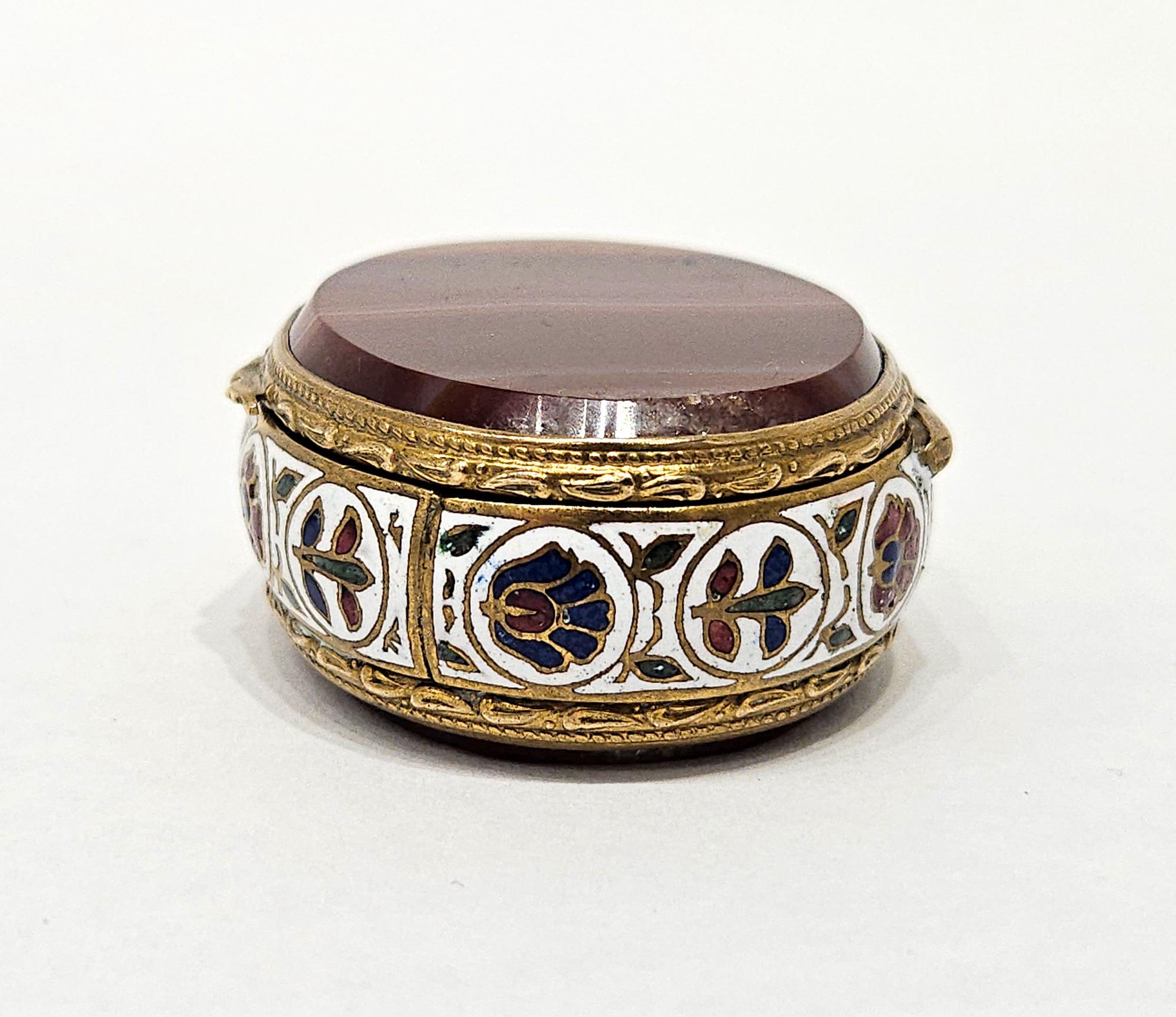 Champlevé Enamel & Agate Pill Box / Snuff Box, France c. 1880 For Sale 9