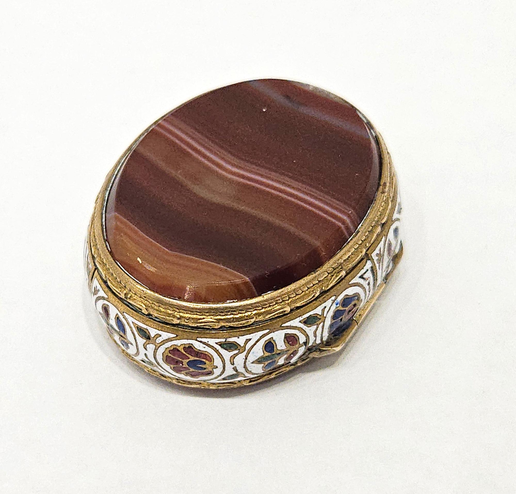 Champlevé Enamel & Agate Pill Box / Snuff Box, France c. 1880 For Sale 11