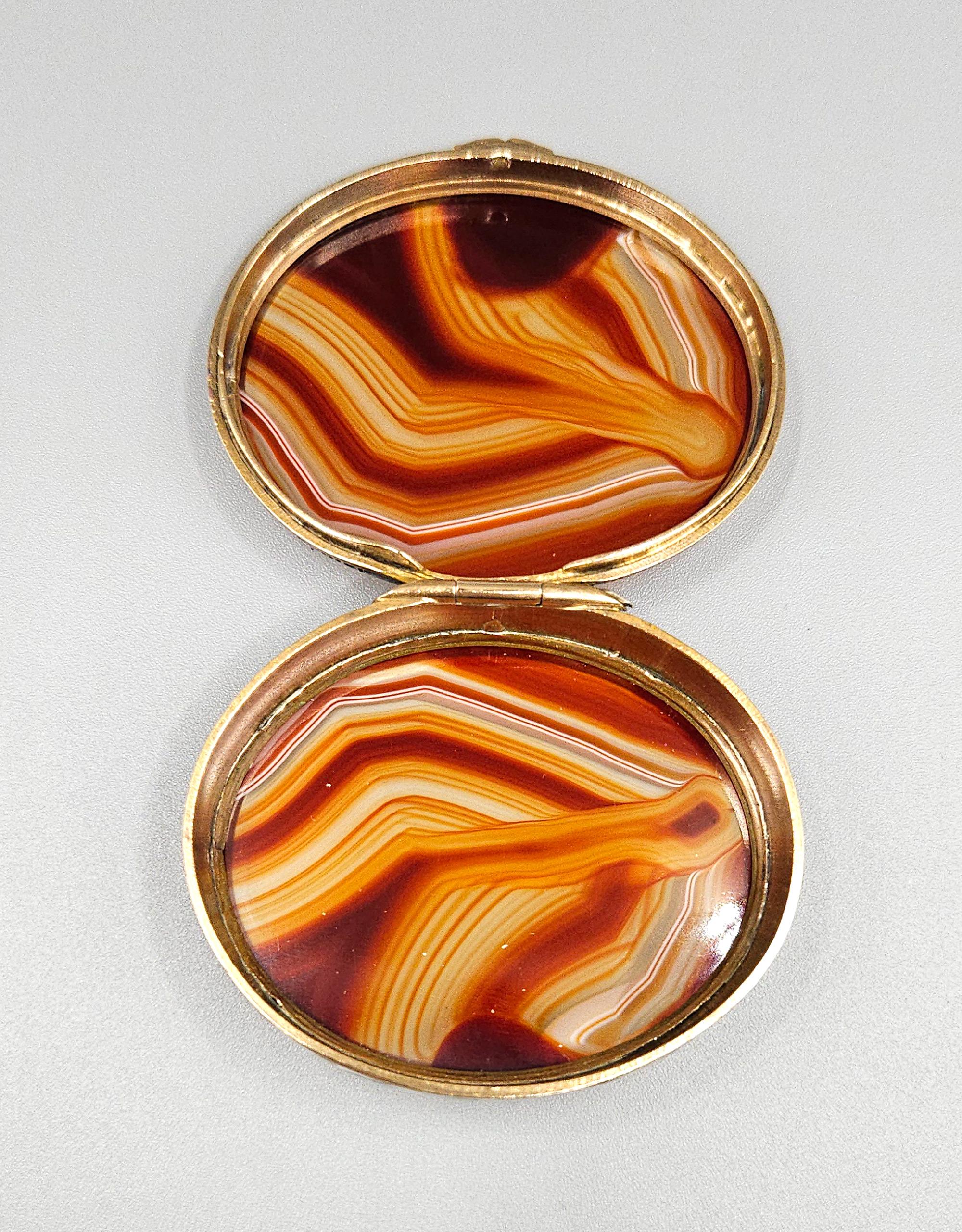 Champlevé Enamel & Double Sided Agate Snuff Box / Bonbonnière, France c. 1880 For Sale 4