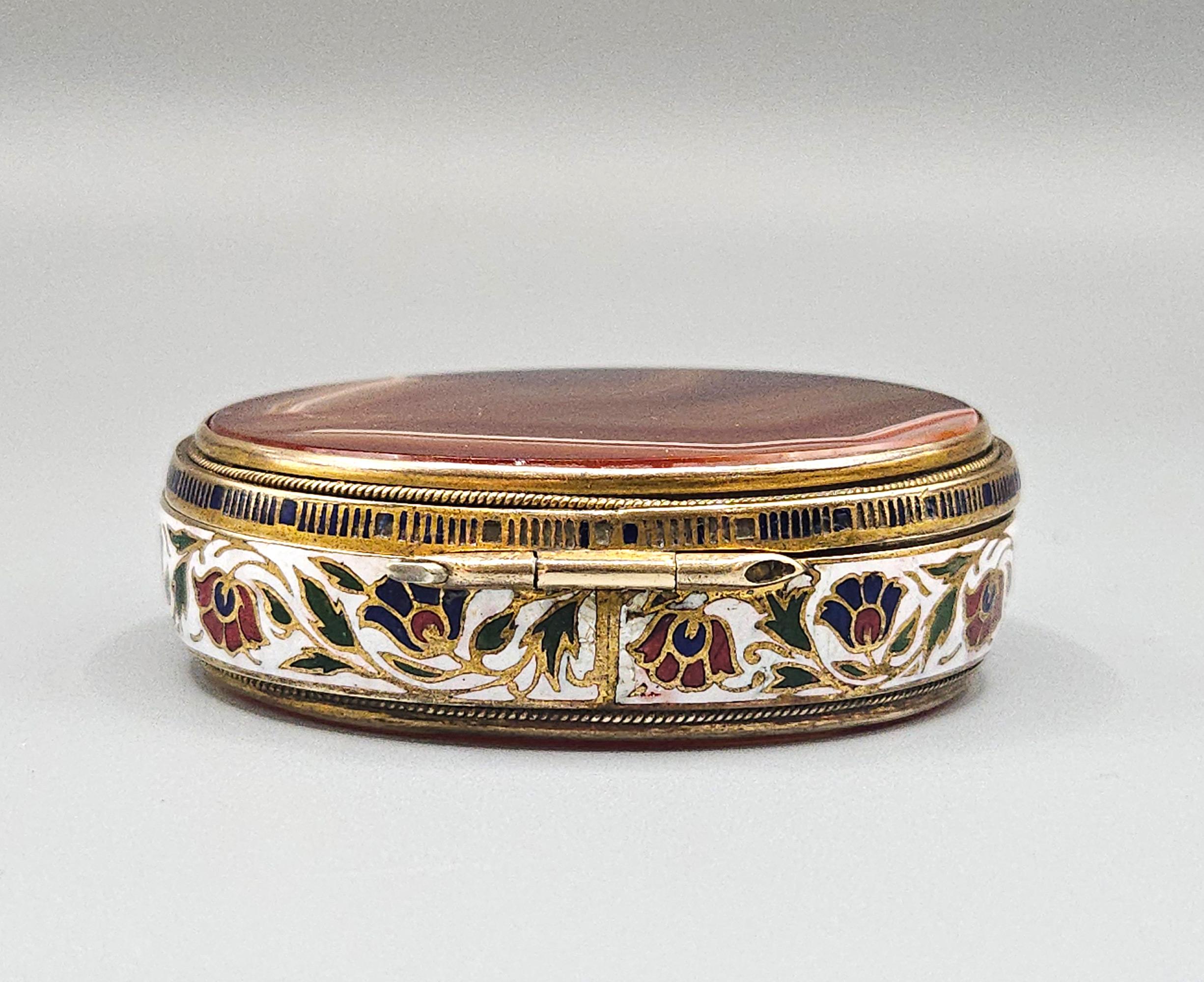 Champlevé Enamel & Double Sided Agate Snuff Box / Bonbonnière, France c. 1880 For Sale 7
