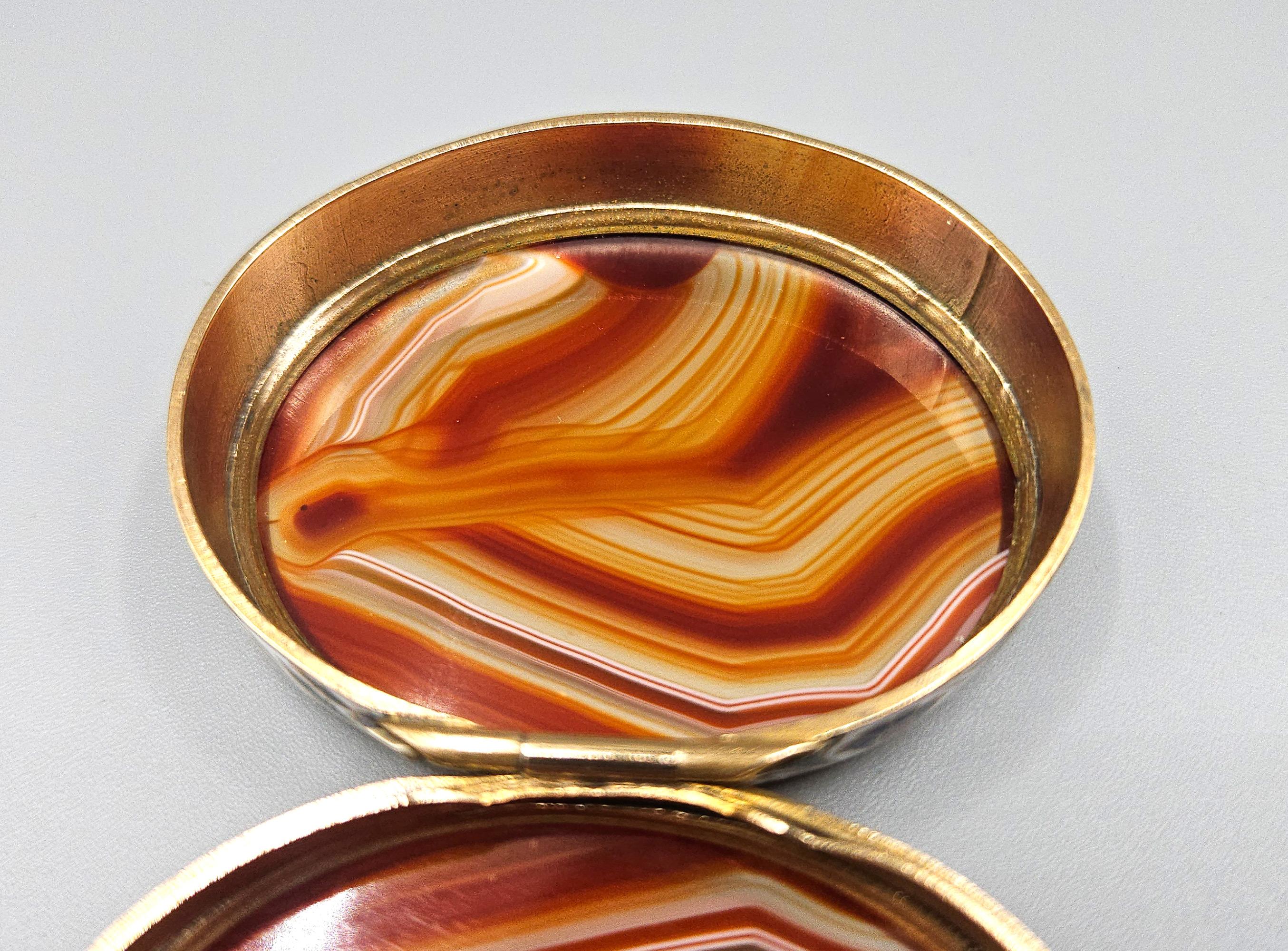 Champlevé Enamel & Double Sided Agate Snuff Box / Bonbonnière, France c. 1880 In Good Condition For Sale In London, GB