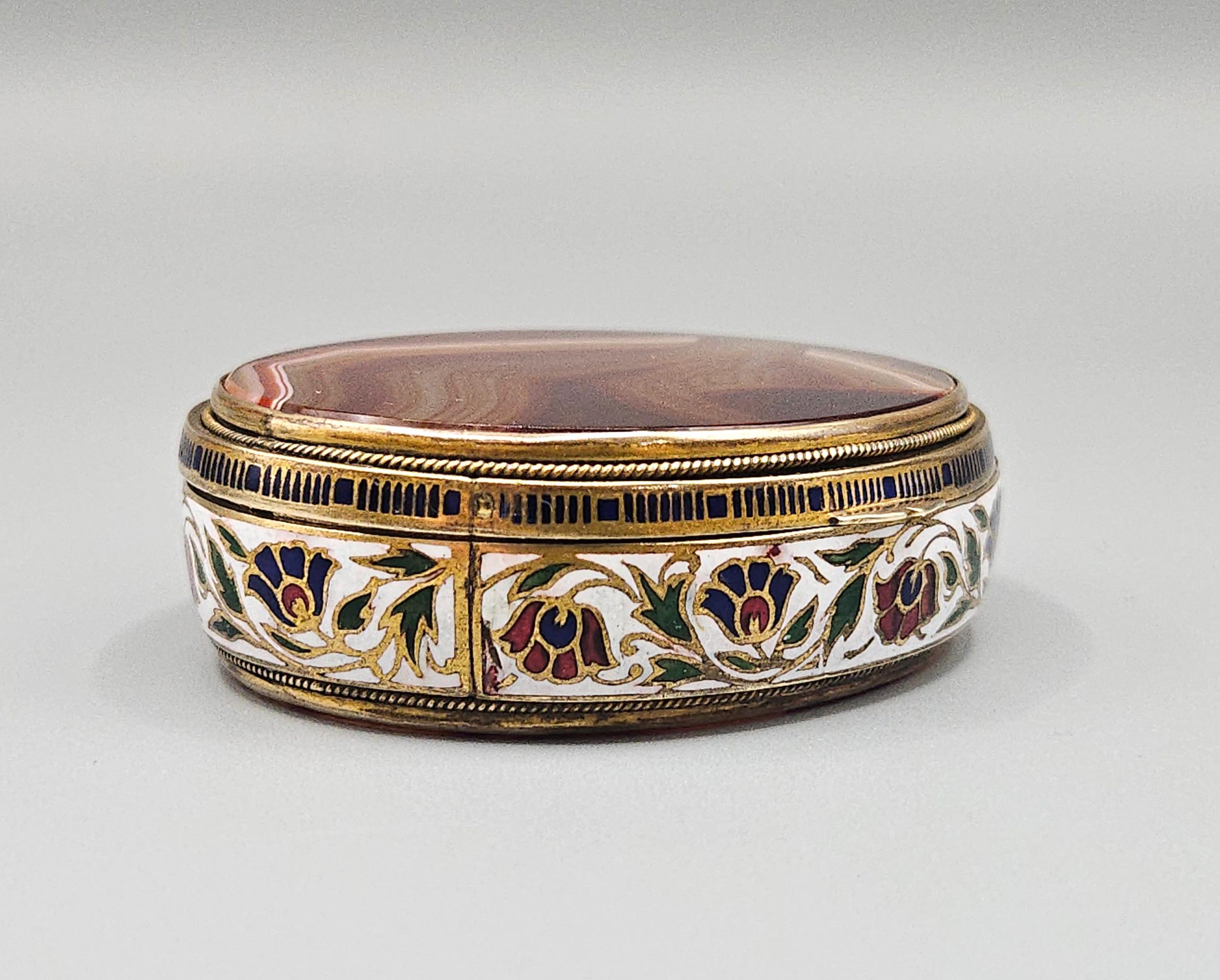 Champlevé Enamel & Double Sided Agate Snuff Box / Bonbonnière, France c. 1880 For Sale 1