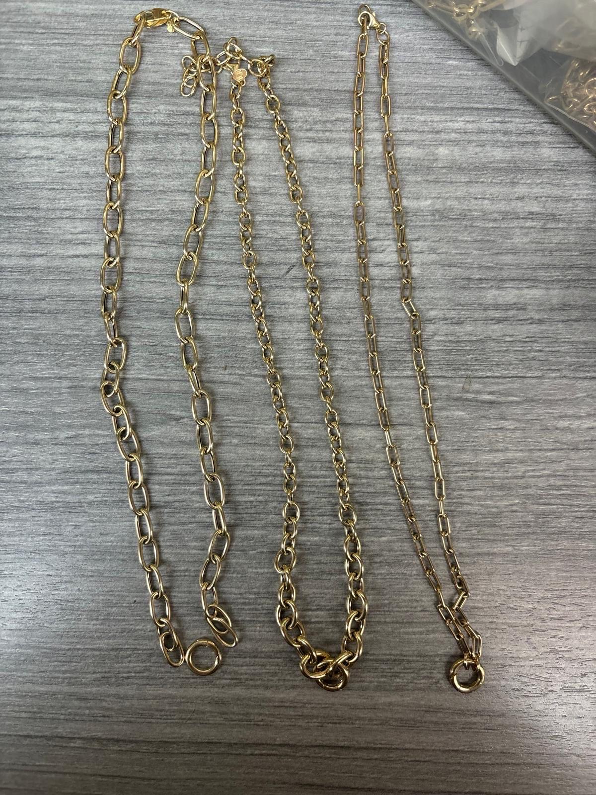 Chamsa Pendentif breloque œil maléfique en or jaune 14 carats avec diamants et saphirs 0,56 carat en vente 11