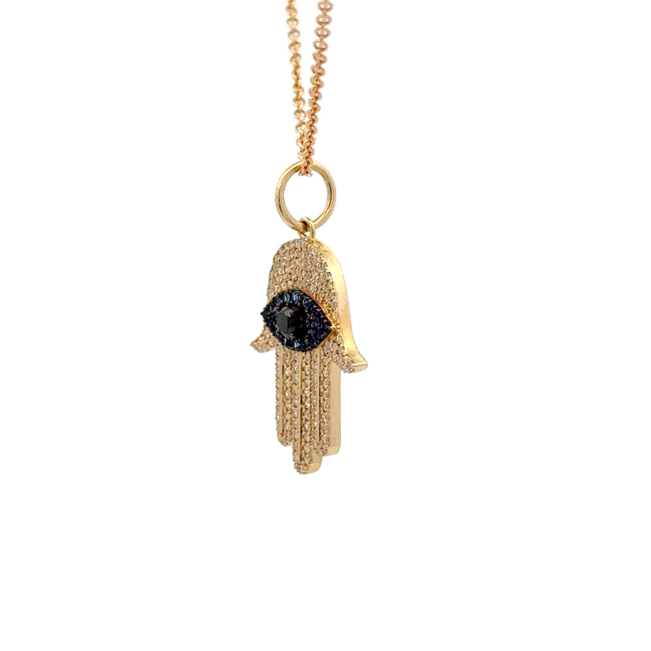 Chamsa Pendentif breloque œil maléfique en or jaune 14 carats avec diamants et saphirs 0,56 carat Pour femmes en vente