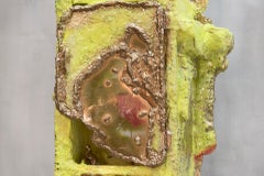 Chan Chiao Chun Horloge grand-père contemporaine en résine Design/One 2021