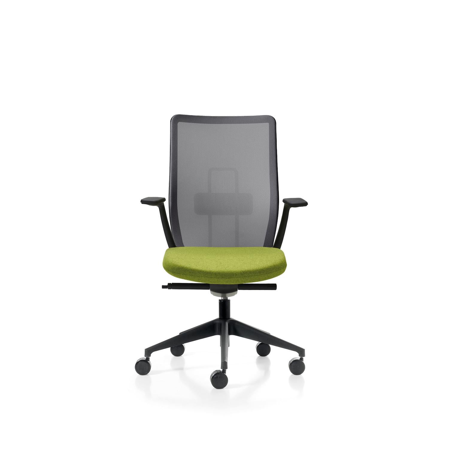 Chance Plastic Net Armchair In Mesh & Upholstery by Quinti Sedute In New Condition For Sale In Geneve, CH