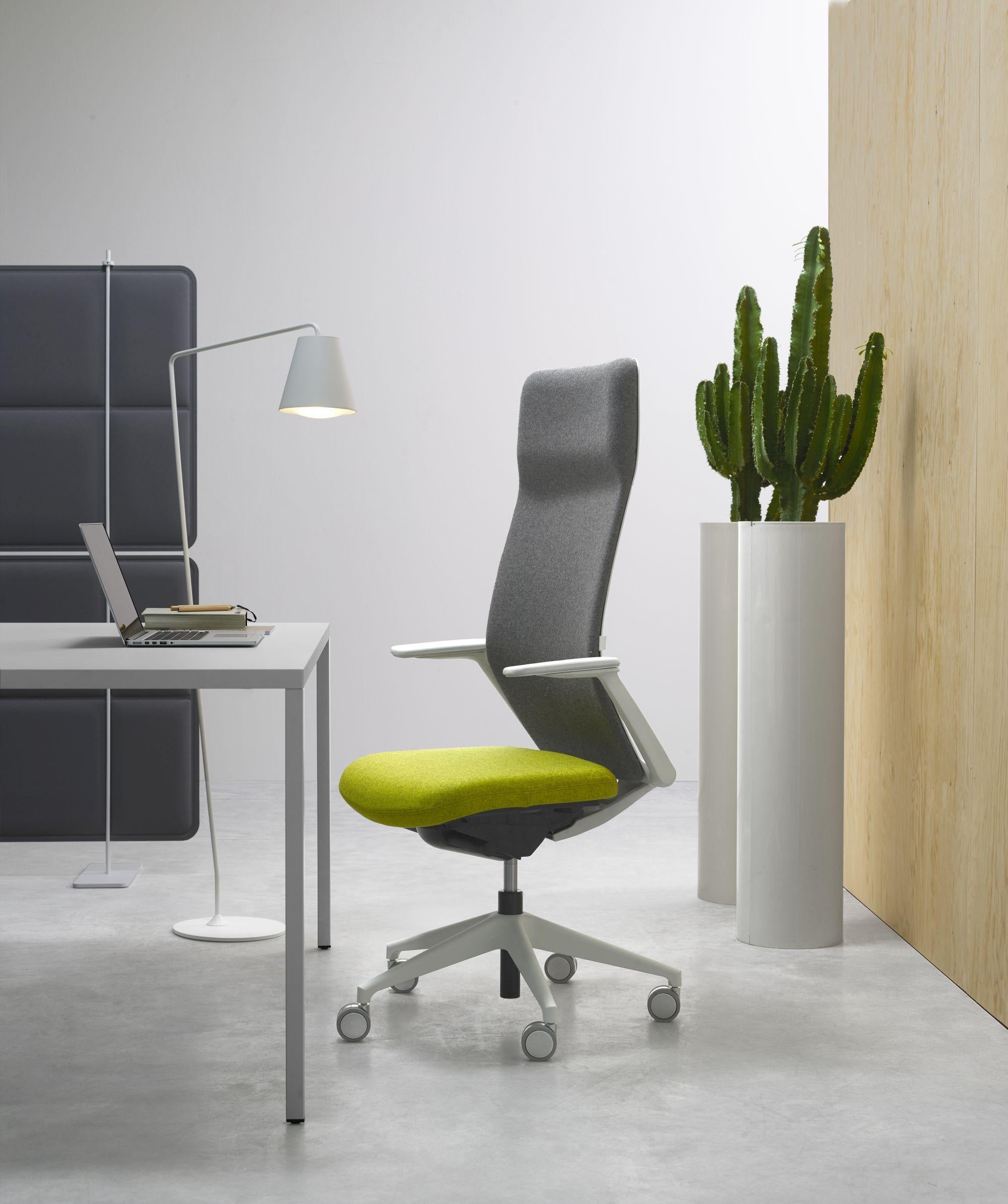 Post-Modern Chance Soft Advanced Managerial Upholstered Armchair by Quinti Sedute For Sale