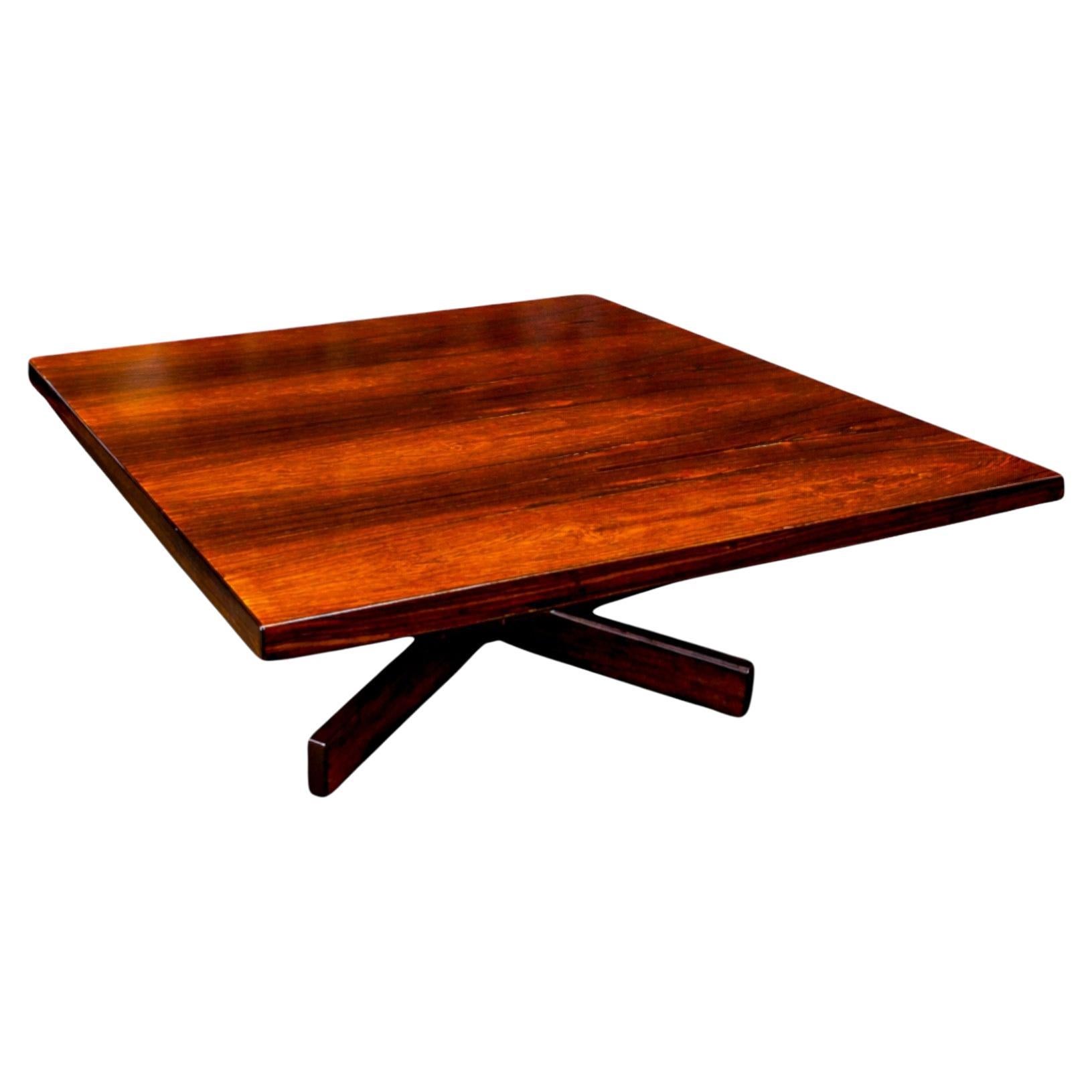 Table basse "Chanceler" en bois dur brésilien et métal, Jorge Zalszupin, années 60