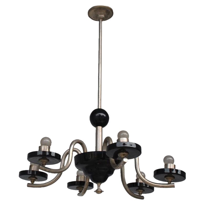 Kronleuchter 1930 röhrenförmige Arme mit 6 Lichtern in schwarzem Opal im Angebot