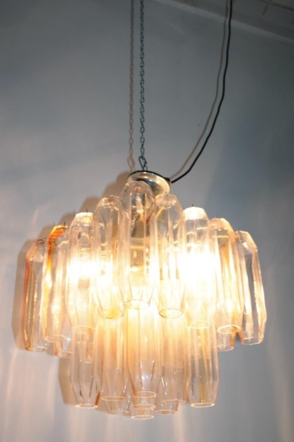 Wonderful chandelier 1960s Murano glass by Venini design Toni Zuccheri.