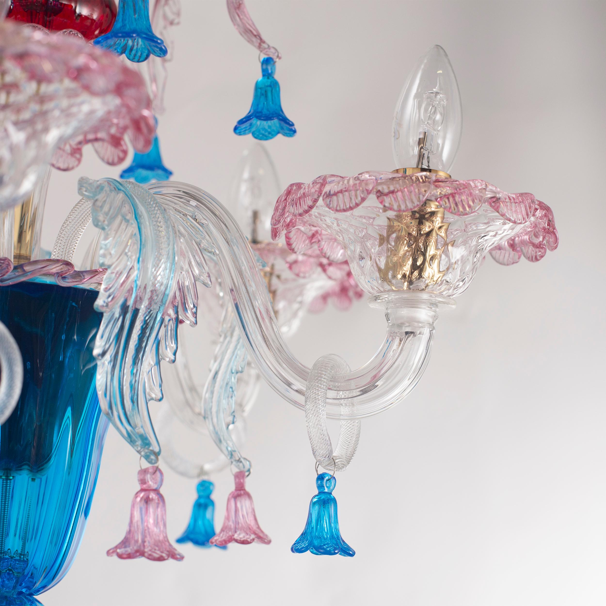 Contemporary Chandelier 5 Arms clear Glass details blue, pink and yellow flower by Multiforme For Sale