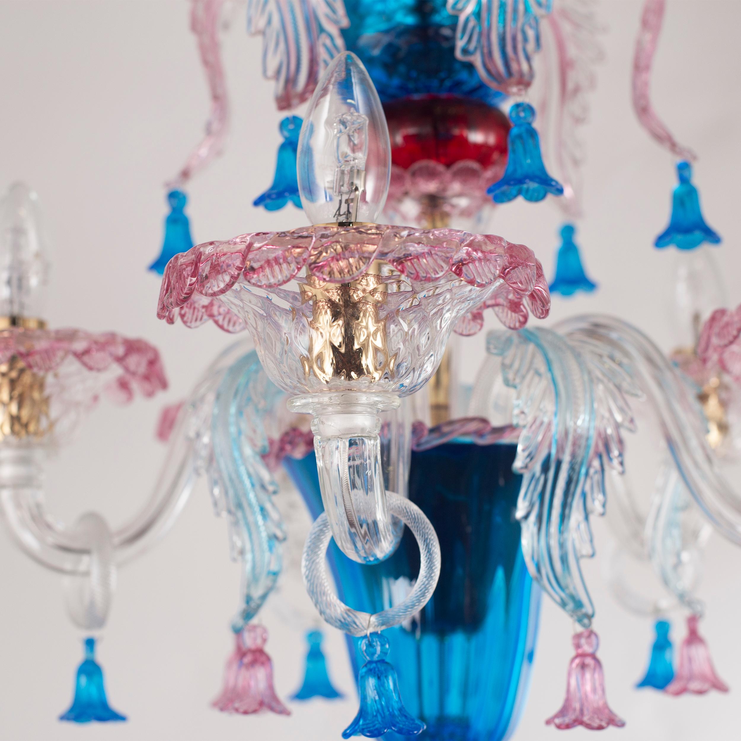 Blown Glass Chandelier 5 Arms clear Glass details blue, pink and yellow flower by Multiforme For Sale