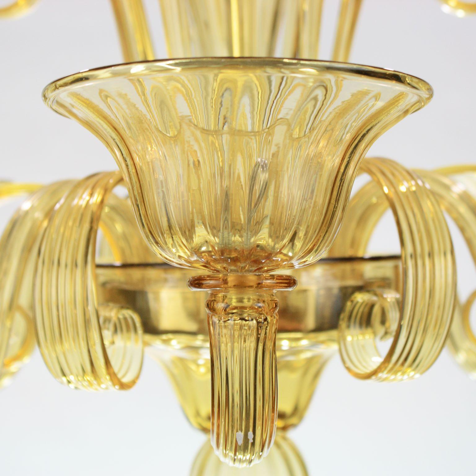 Hand-Crafted Chandelier 6Arms Acacia Handblown Artistic Murano Glass by Multiforme in stock For Sale