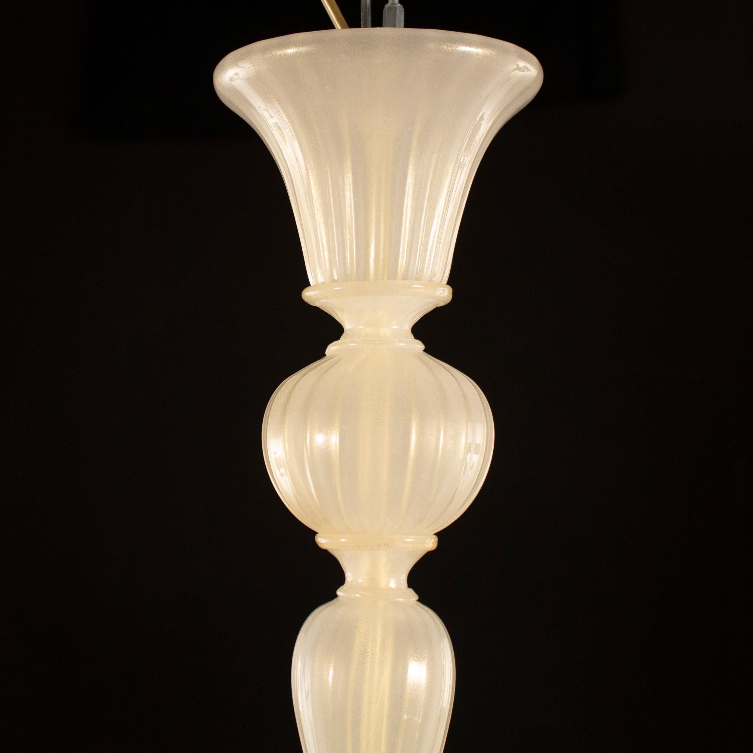 Chandelier, 6 Arms White Silk and Gold Murano Glass by Multiforme in Stock For Sale 3
