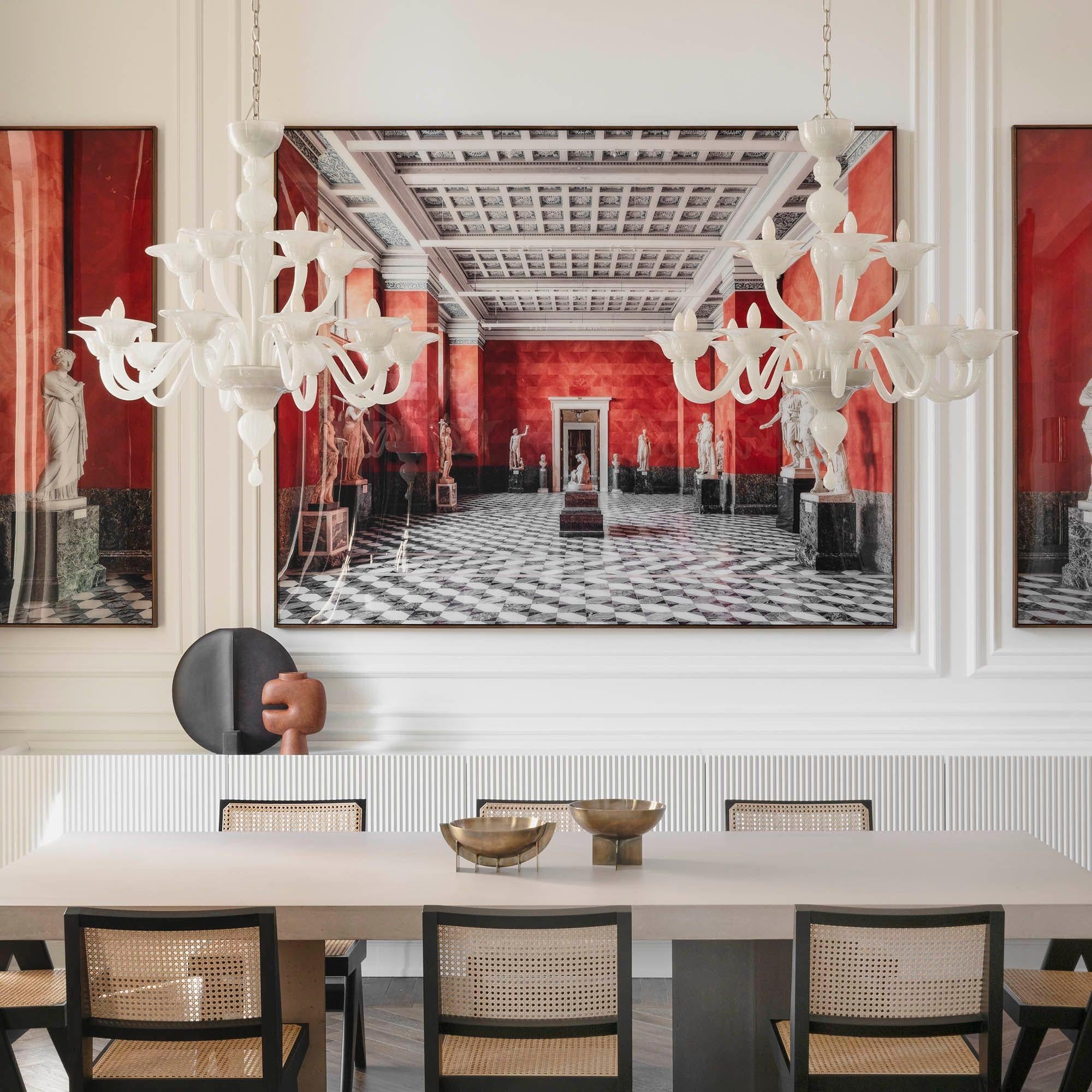 Italian Chandelier, 6 Arms White Silk and Gold Murano Glass by Multiforme in Stock For Sale
