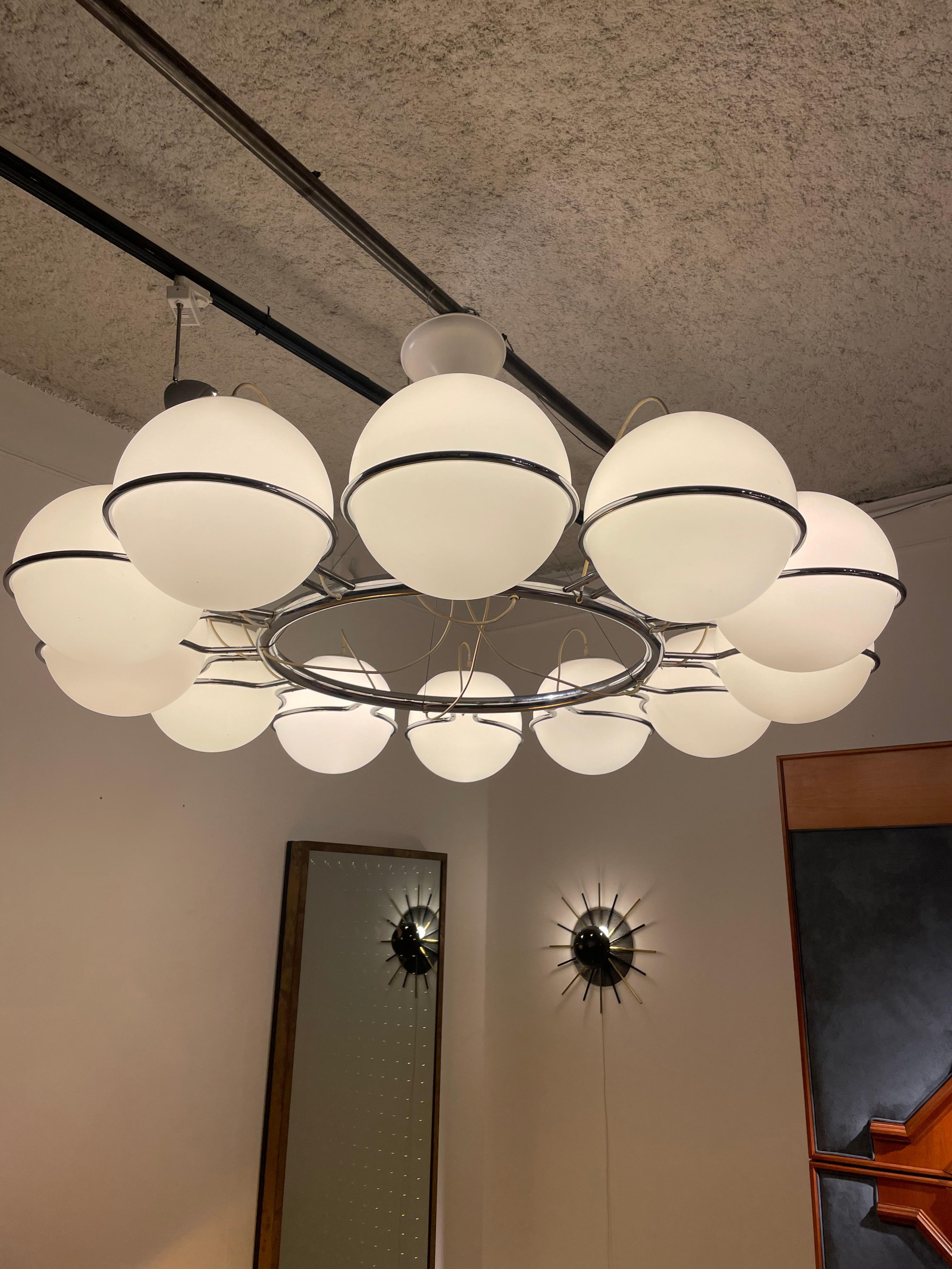 Lampadario 70S in vendita 1