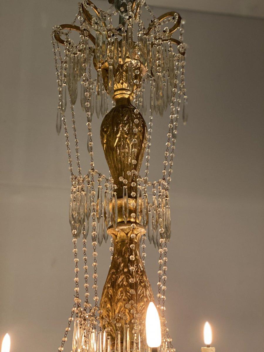 Kronleuchter mit 8 Lichtarmen, Quasten und goldenem Holz, Italien, frühes 20. Jahrhundert (Glas)