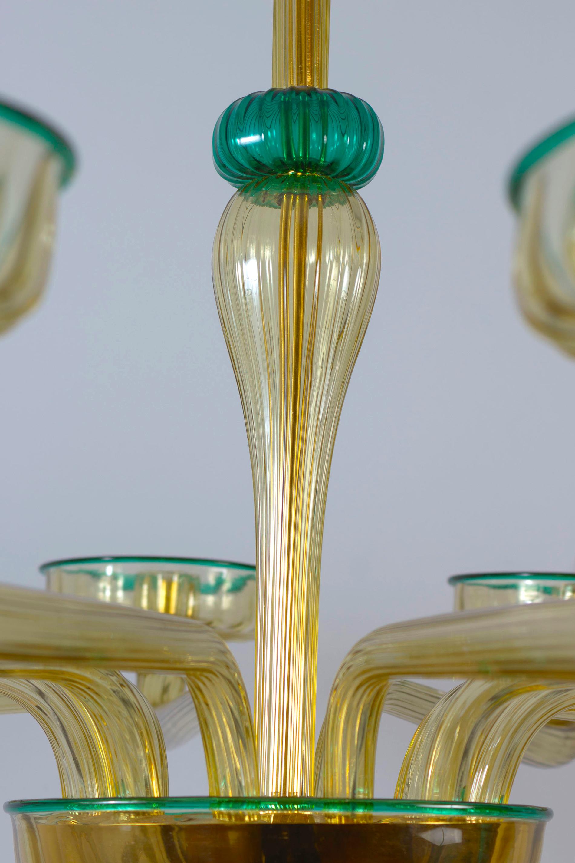 Chandelier Amber and Emerald Hand Blown Glass, attributed to Venini, circa 1970s For Sale 2
