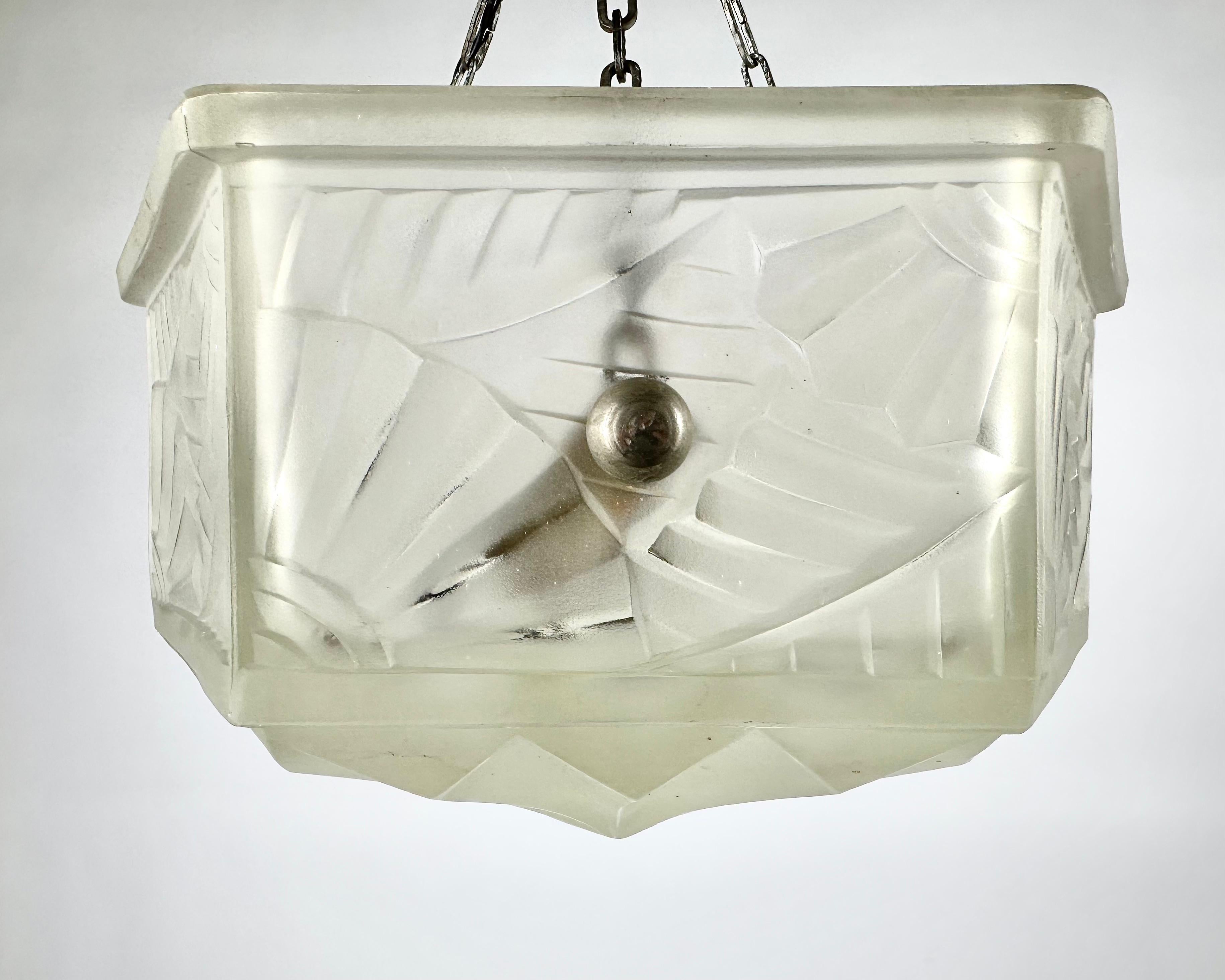 Mid-20th Century Chandelier Art Deco Brass Glass Suspension Ceiling Lamp Art Deco France 1930 For Sale