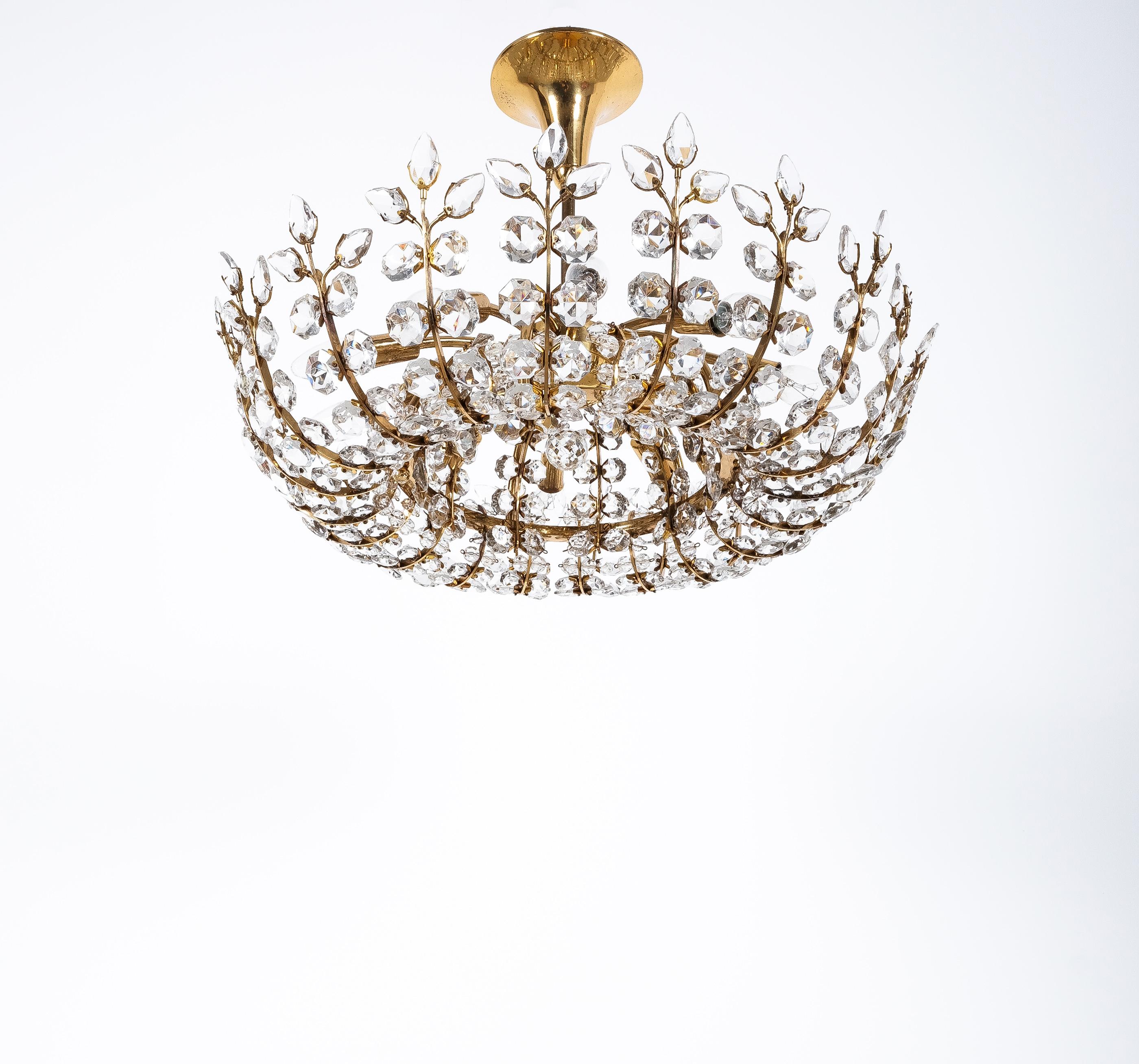 Chandelier Bakalowits Oswald Haerdtl Glass and Brass, Austria, 1950 In Good Condition For Sale In Vienna, AT