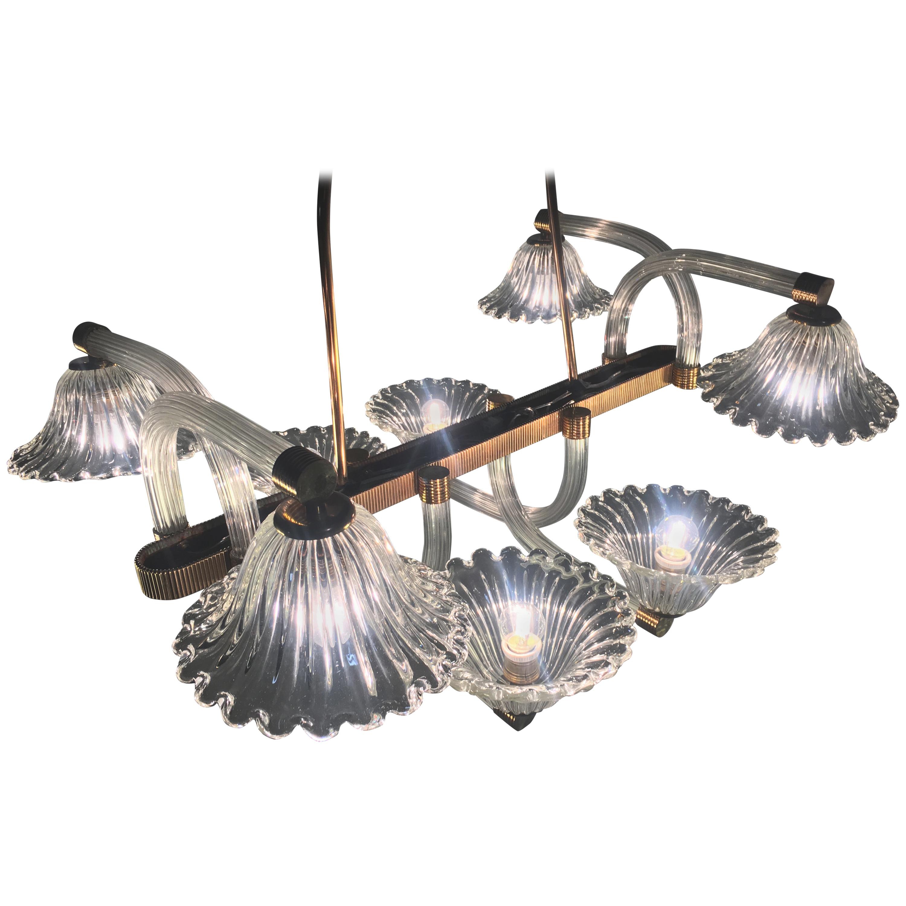 Eleganter mundgeblasener Murano-Kronleuchter von Barovier & Toso, um 1940. Aus der Privatsammlung Von Plant Baron.