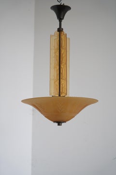 Lustre d'Edward Hald