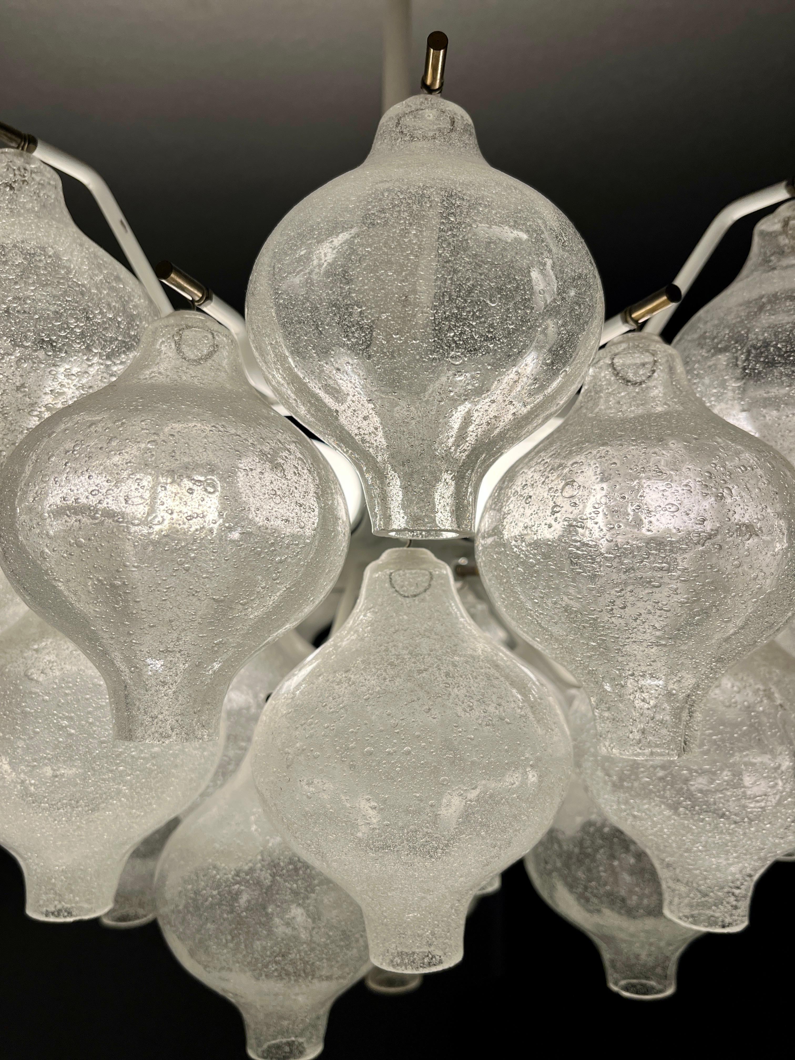 Lampadario di J.T. Kalmar negli anni '60, modello 