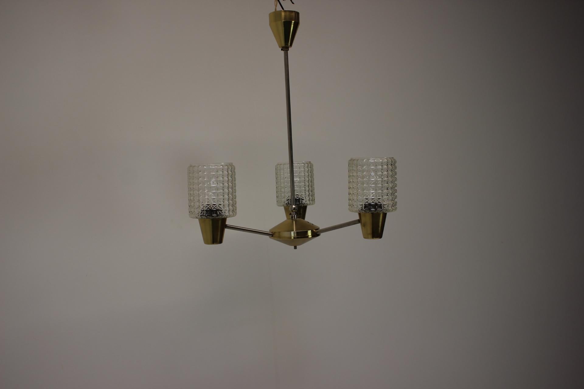 Lampadario di Kamenicky Senov, anni '70, Cecoslovacchia in vendita 5