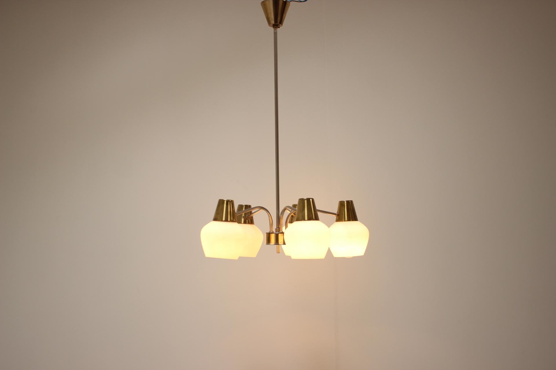 Lampadario di Kamenicky Senov, anni '70, Cecoslovacchia in vendita 3