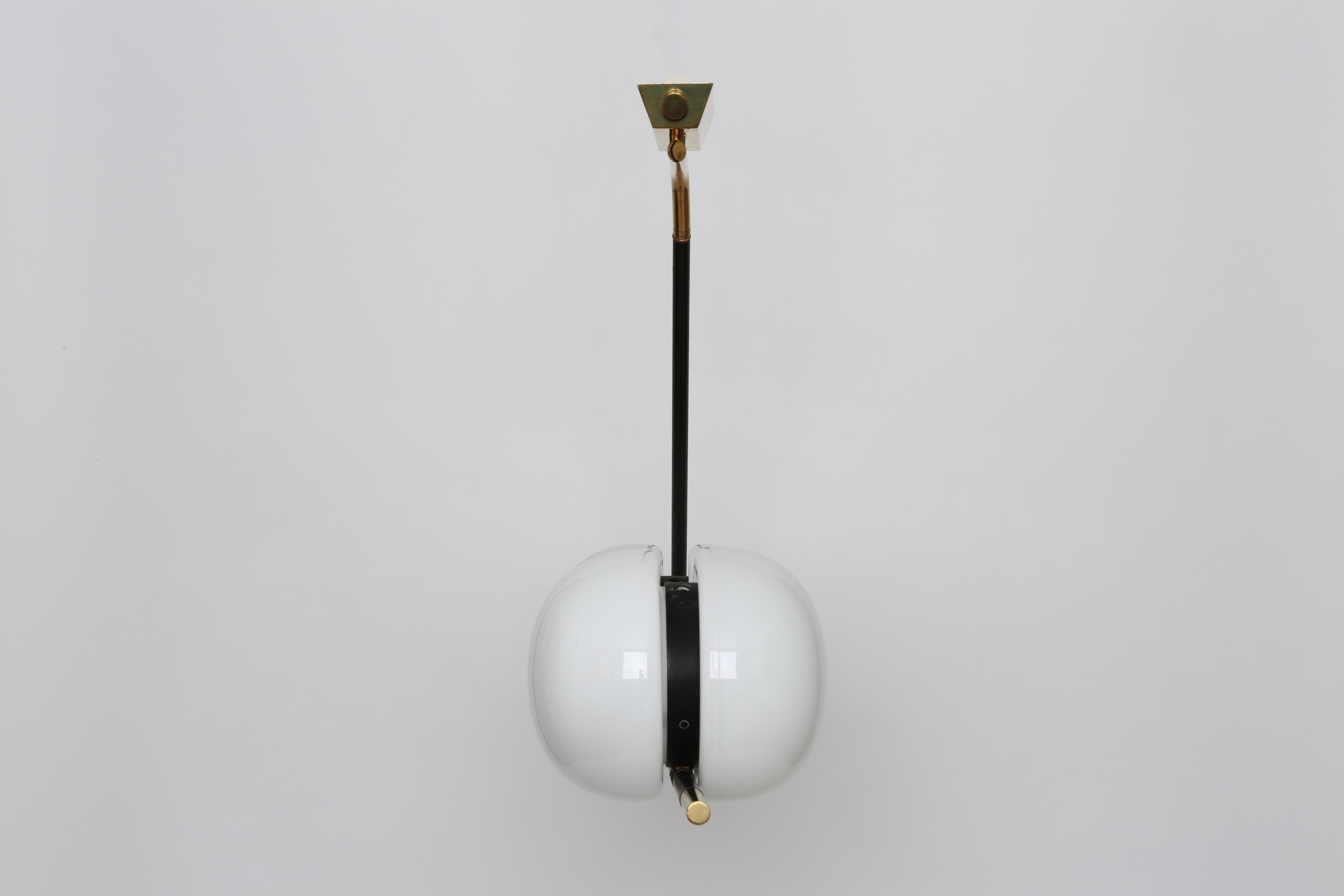 Milieu du XXe siècle Lustre de la Maison Lunel, France circa 1950 en vente