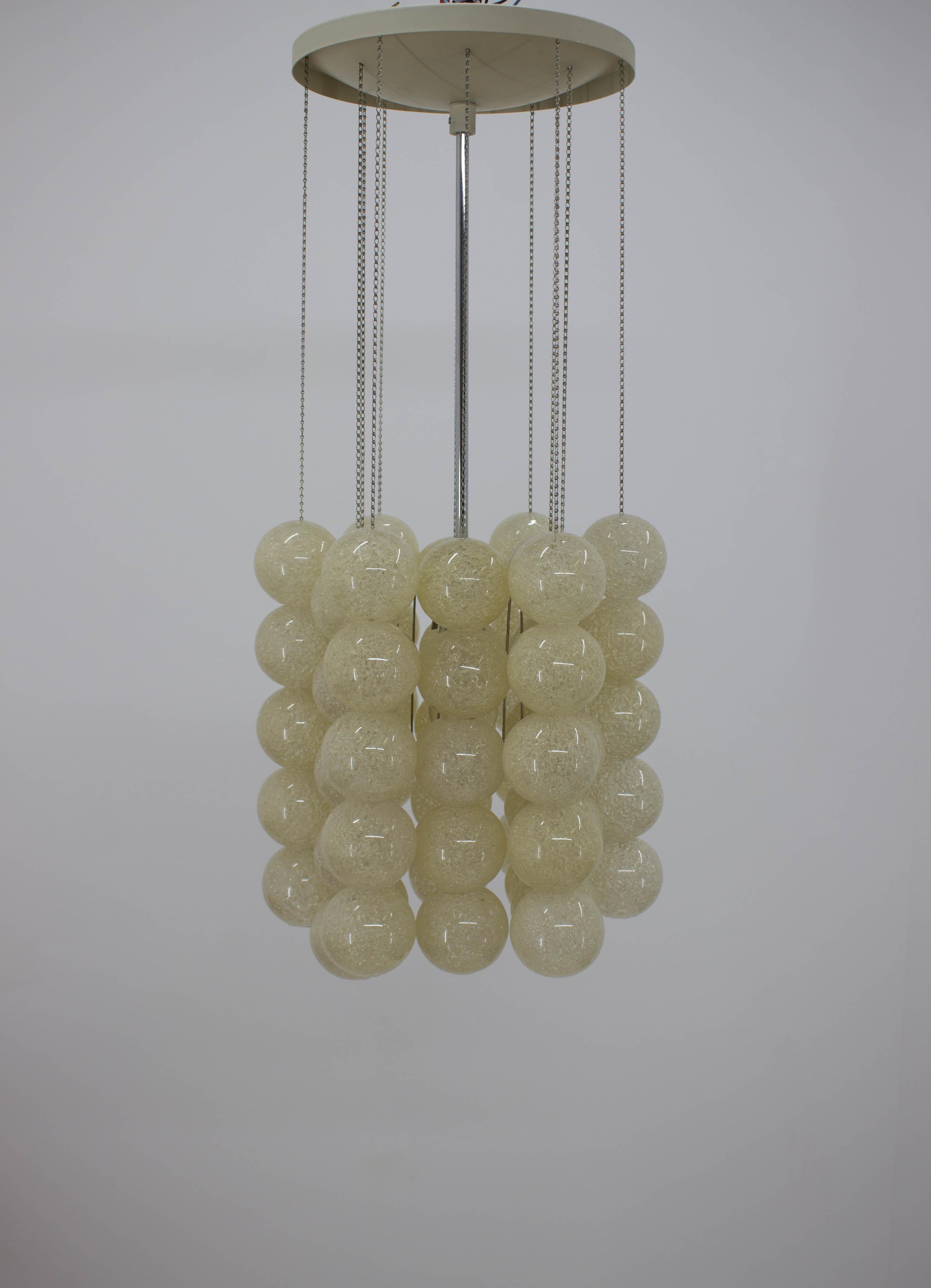 Chandelier by Napako, 1970s In Good Condition For Sale In Praha, CZ